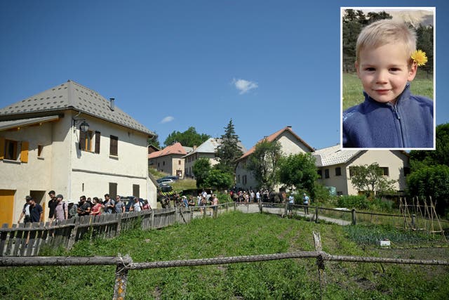 <p>Family members of Émile Soleil have been released without charge</p>