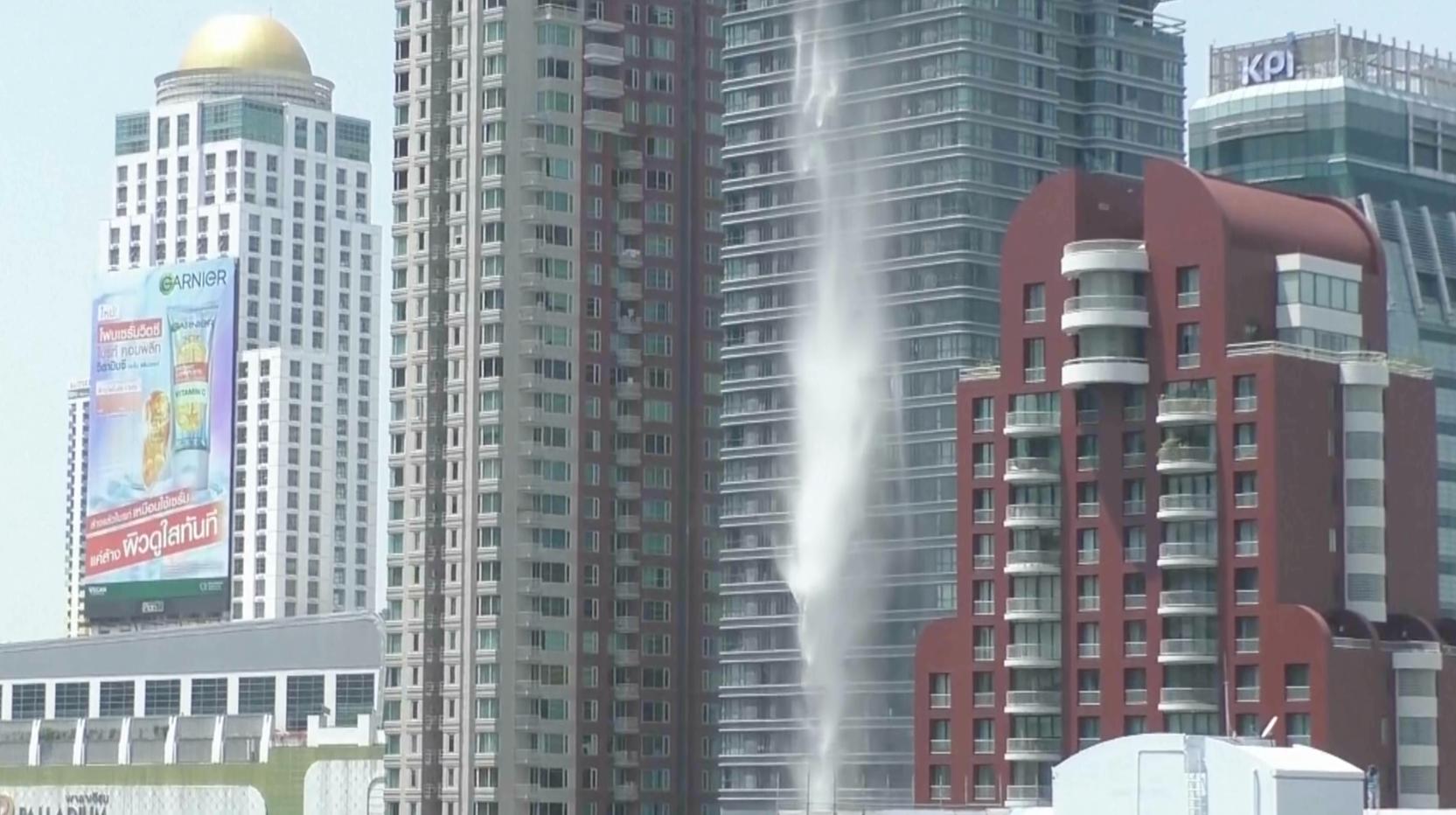 Rooftop pool spills over side of skyscraper as Bangkok hit by earthquake tremors