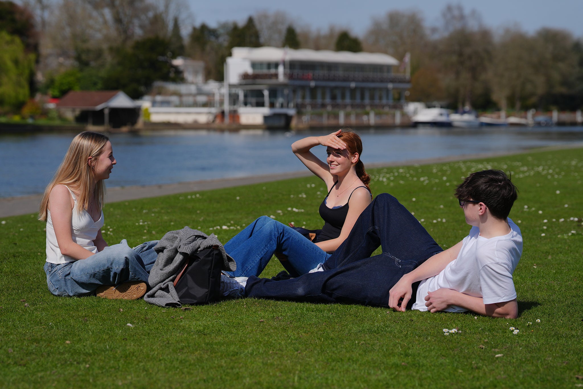The Met Office advises the public to take precautions against sunburn
