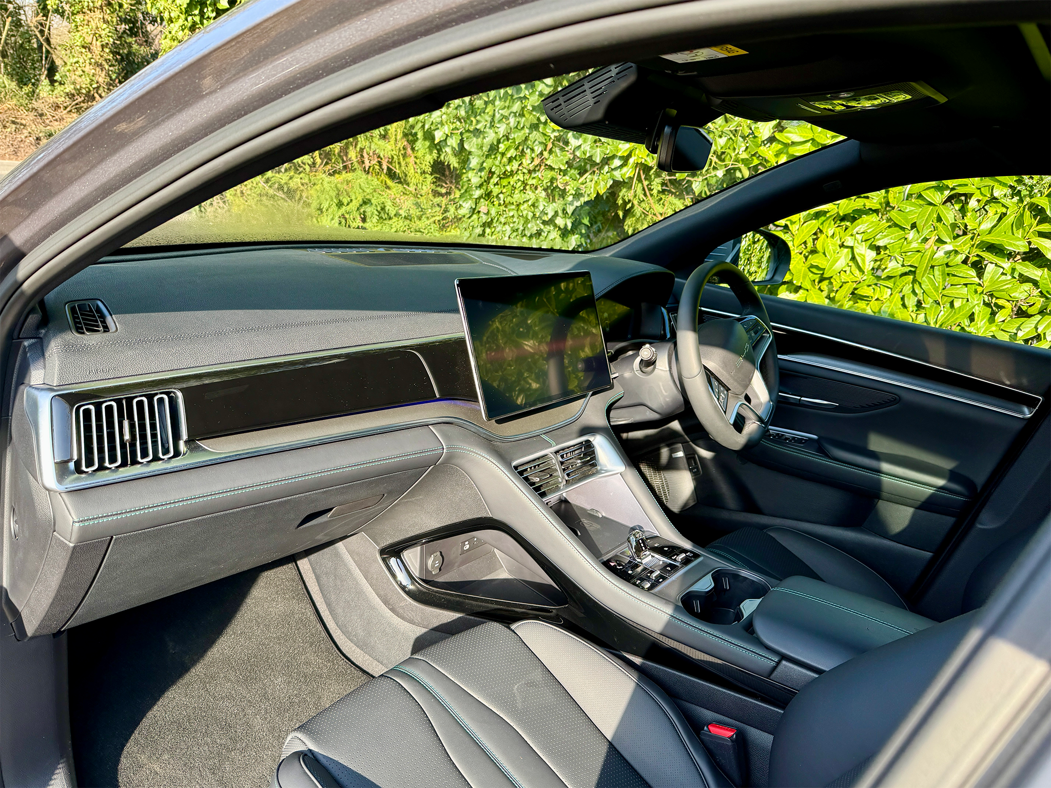 The Seal U felt comfortable enough, but around town the suspension feels a little firm over potholes and drain covers