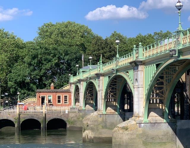 <p>Across the Thames at Richmond Lock and Weir</p>