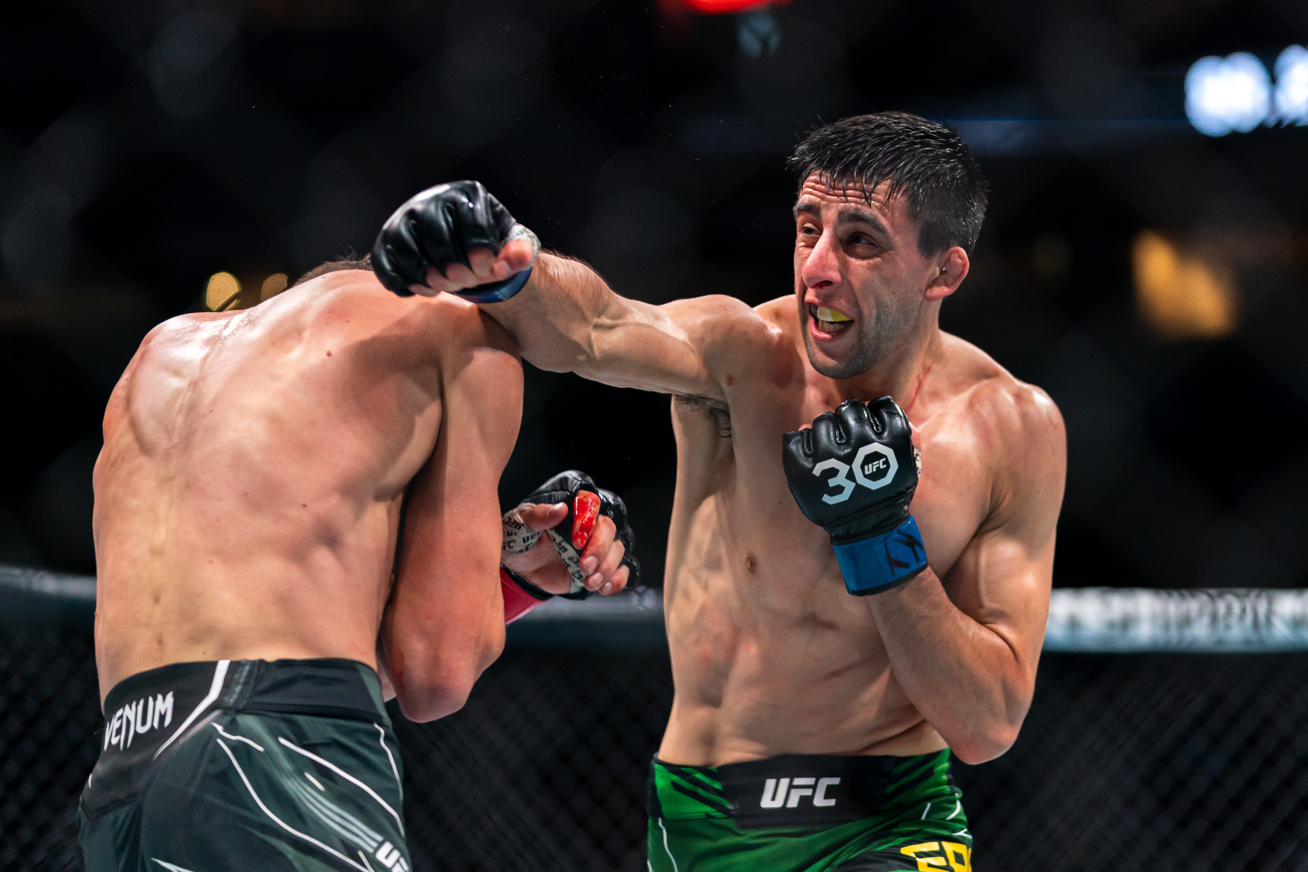 Steve Erceg’s coaches get creative after Brandon Moreno figures out UFC Mexico City gameplan