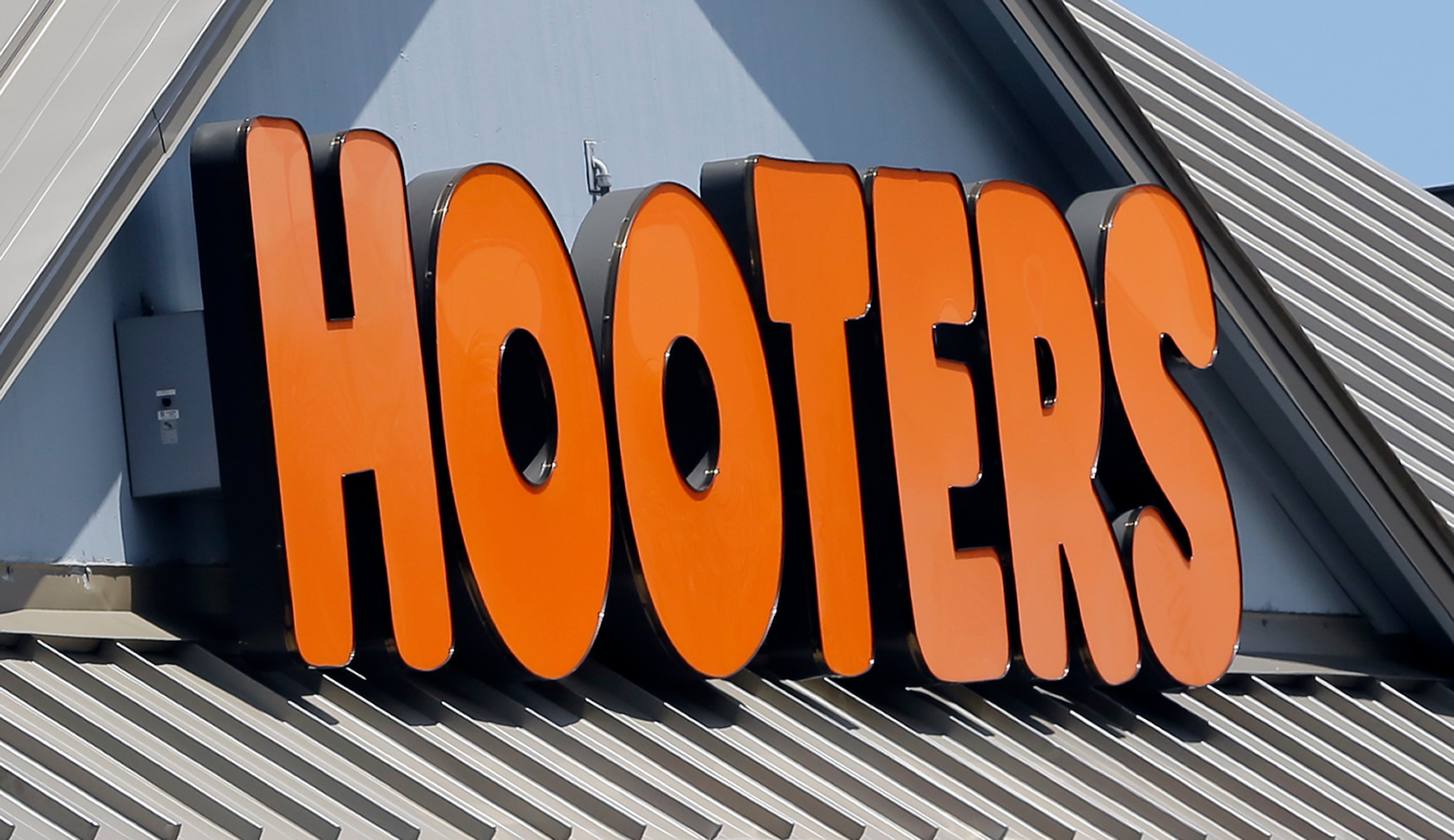 Hooters restaurant chain, known for skimpy wait-staff outfits, files for bankruptcy protection