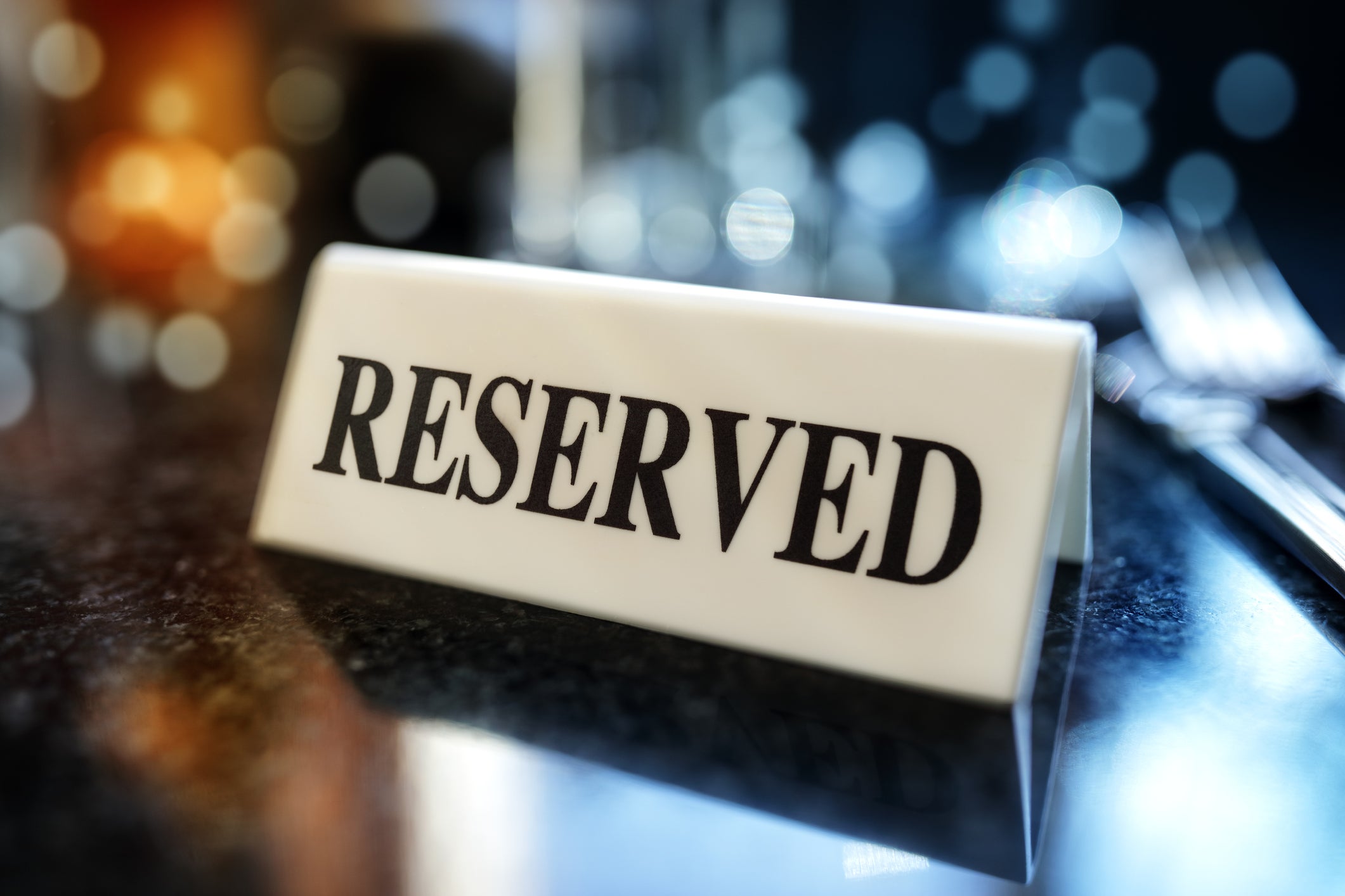 Reserved for someone important: restaurants are increasingly holding back tables for VIPs and influencers – sometimes at the expense of regular diners