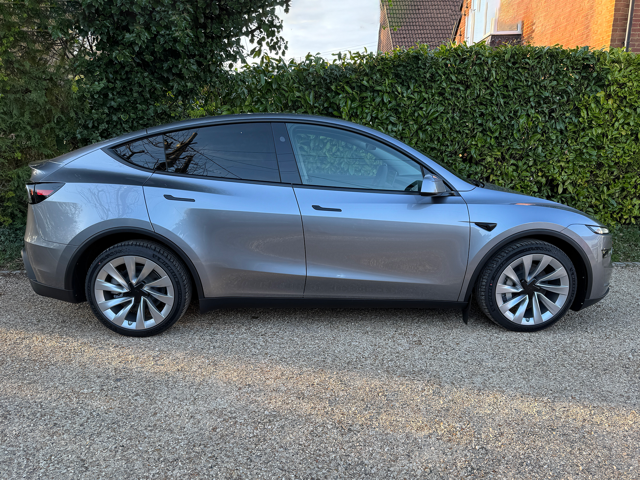 Up to 250kW charging speeds meaning 150 miles of range can be added in just 15 minutes