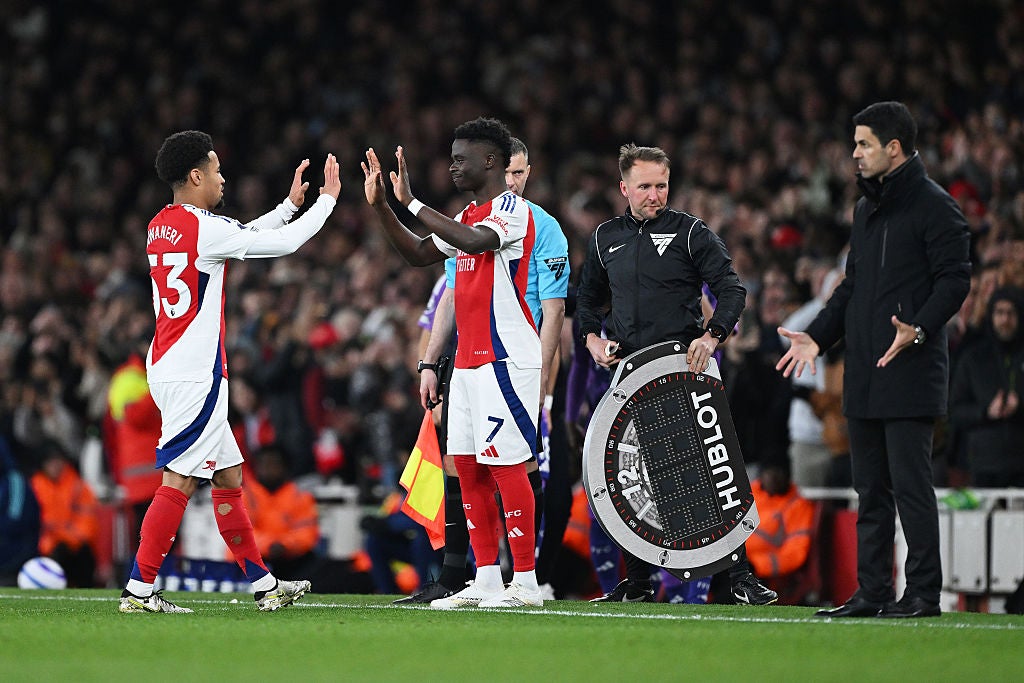 Bukayo Saka made his return from injury to a spine-tingling roar