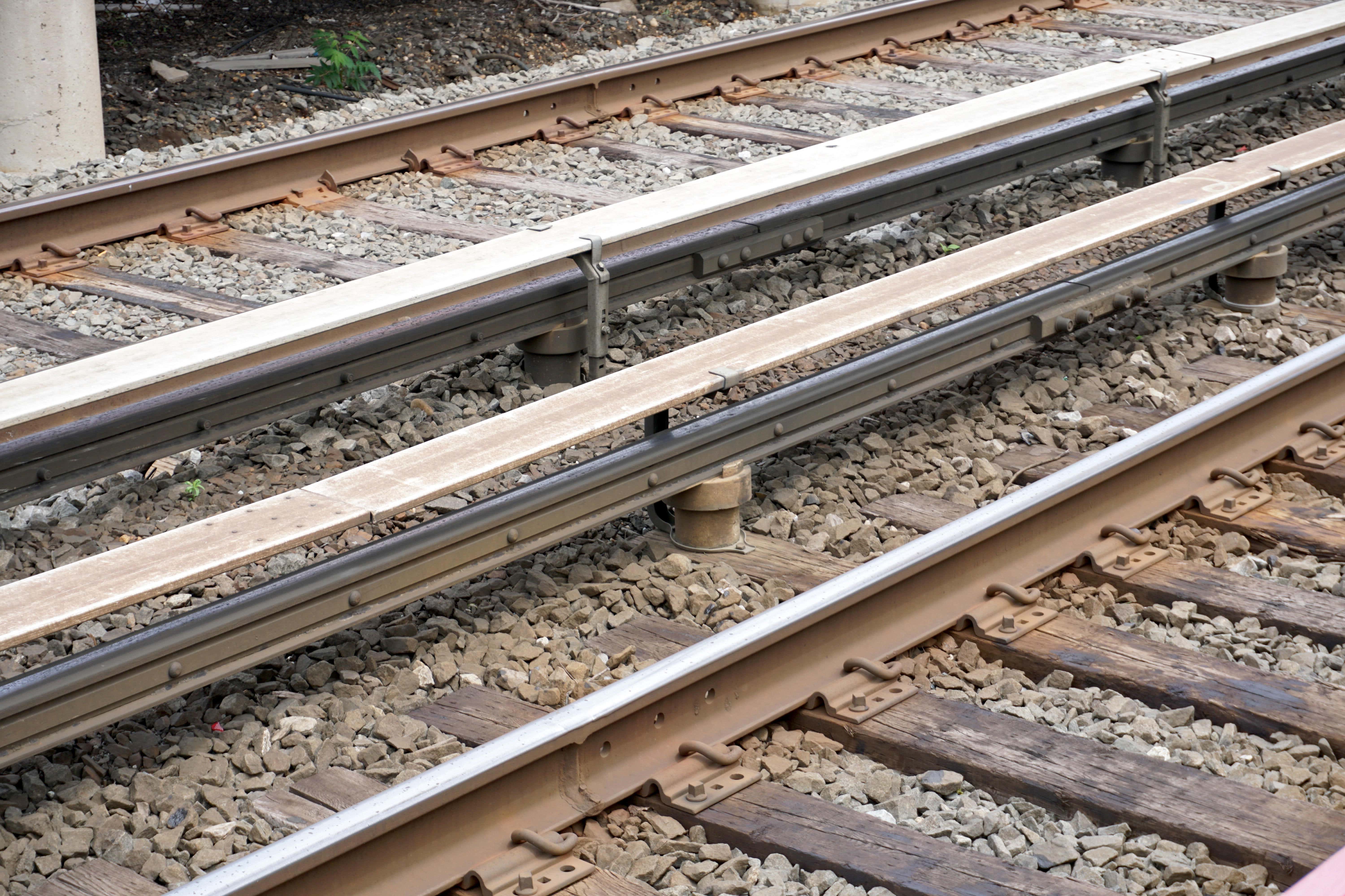 Nearly three out of five (59%) people do not know what the third rail is on train tracks, a new survey suggests (Alamy/PA)