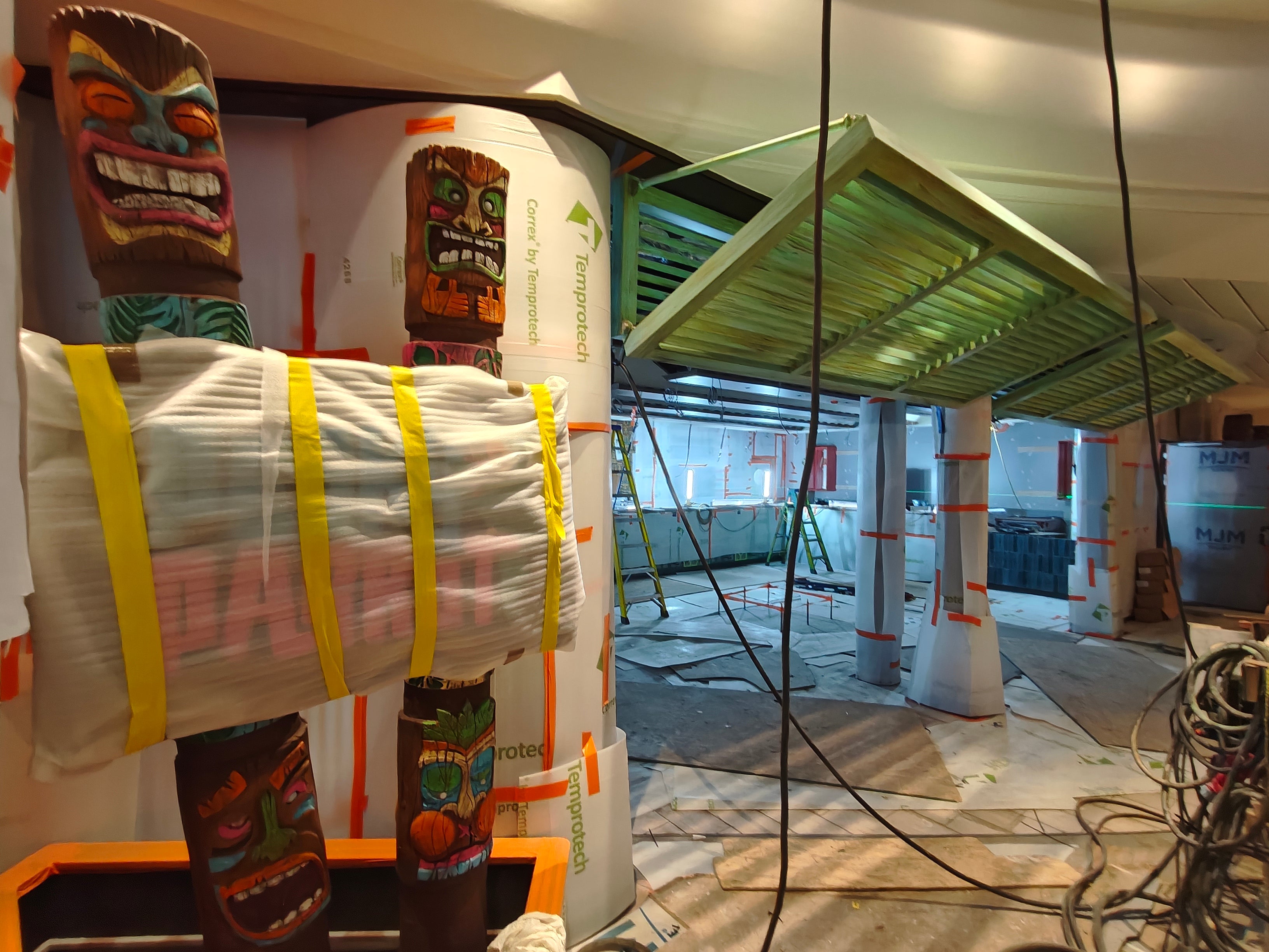 Pesky Parrot will serve Caribbean cocktails aboard Allure of the Seas