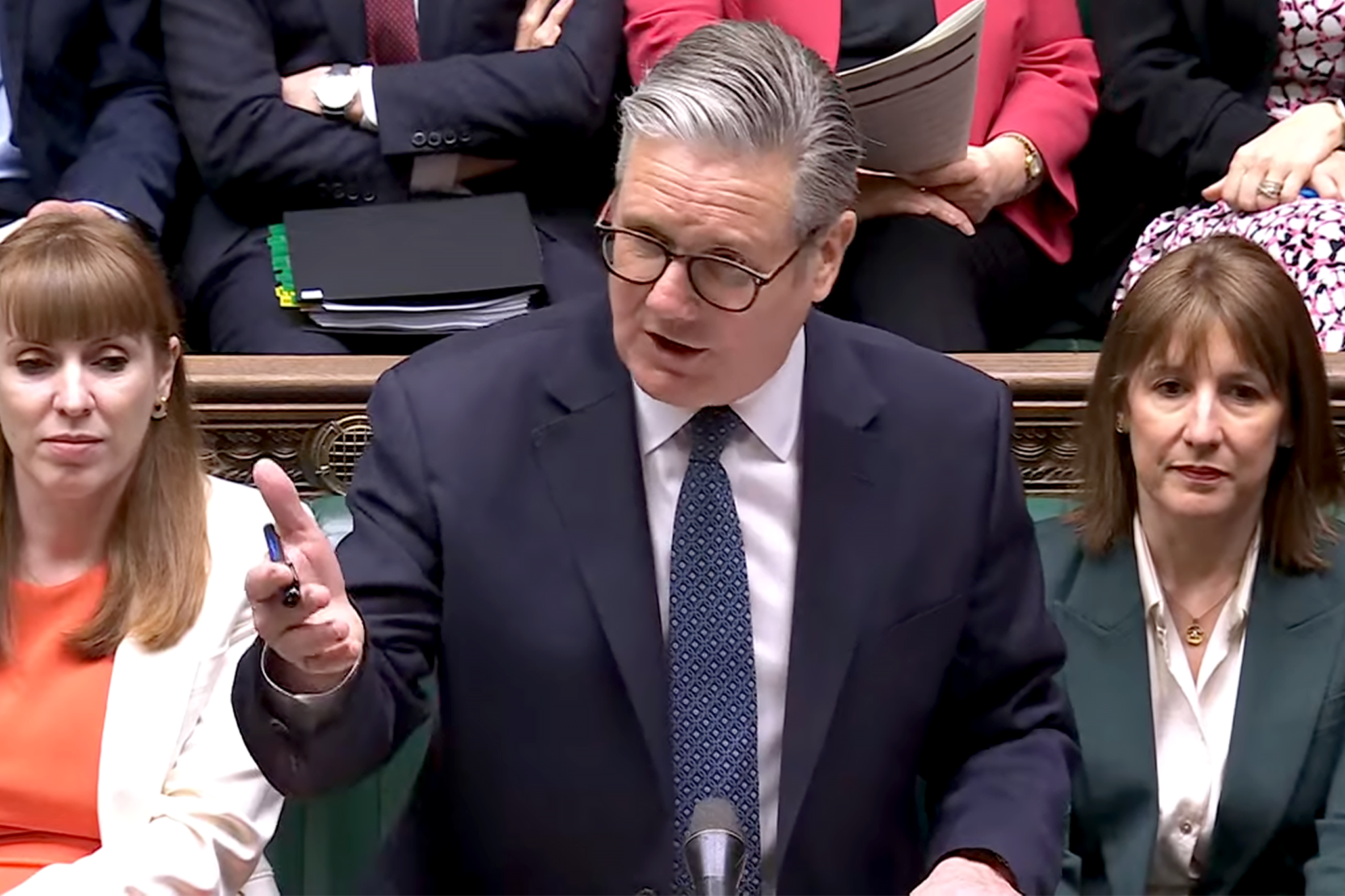 Sir Keir Starmer has said he doesn’t think a government dictated school phone ban is necessary