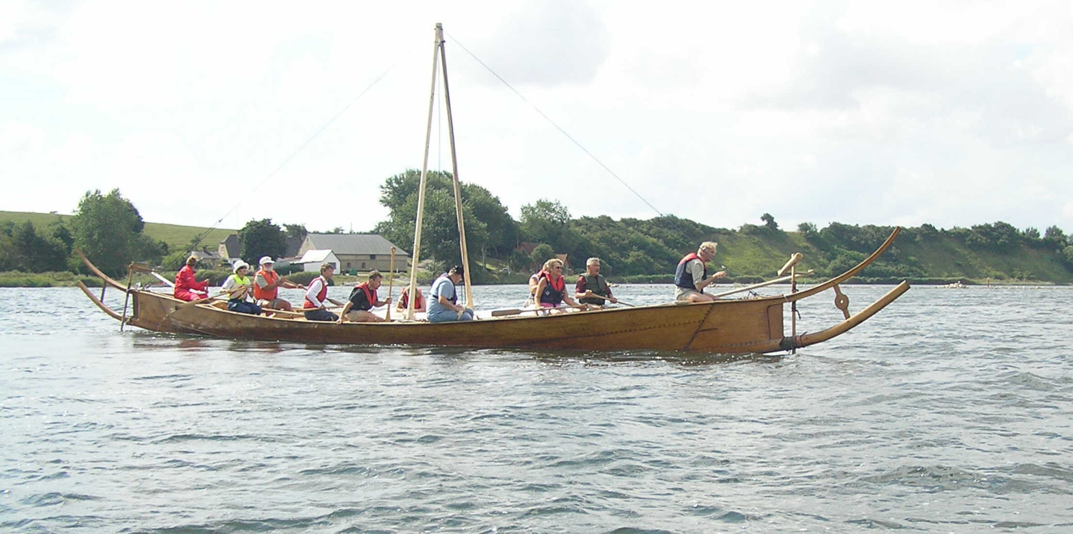 Sea trials in a reconstruction of the 350 BC Hjortspring boat