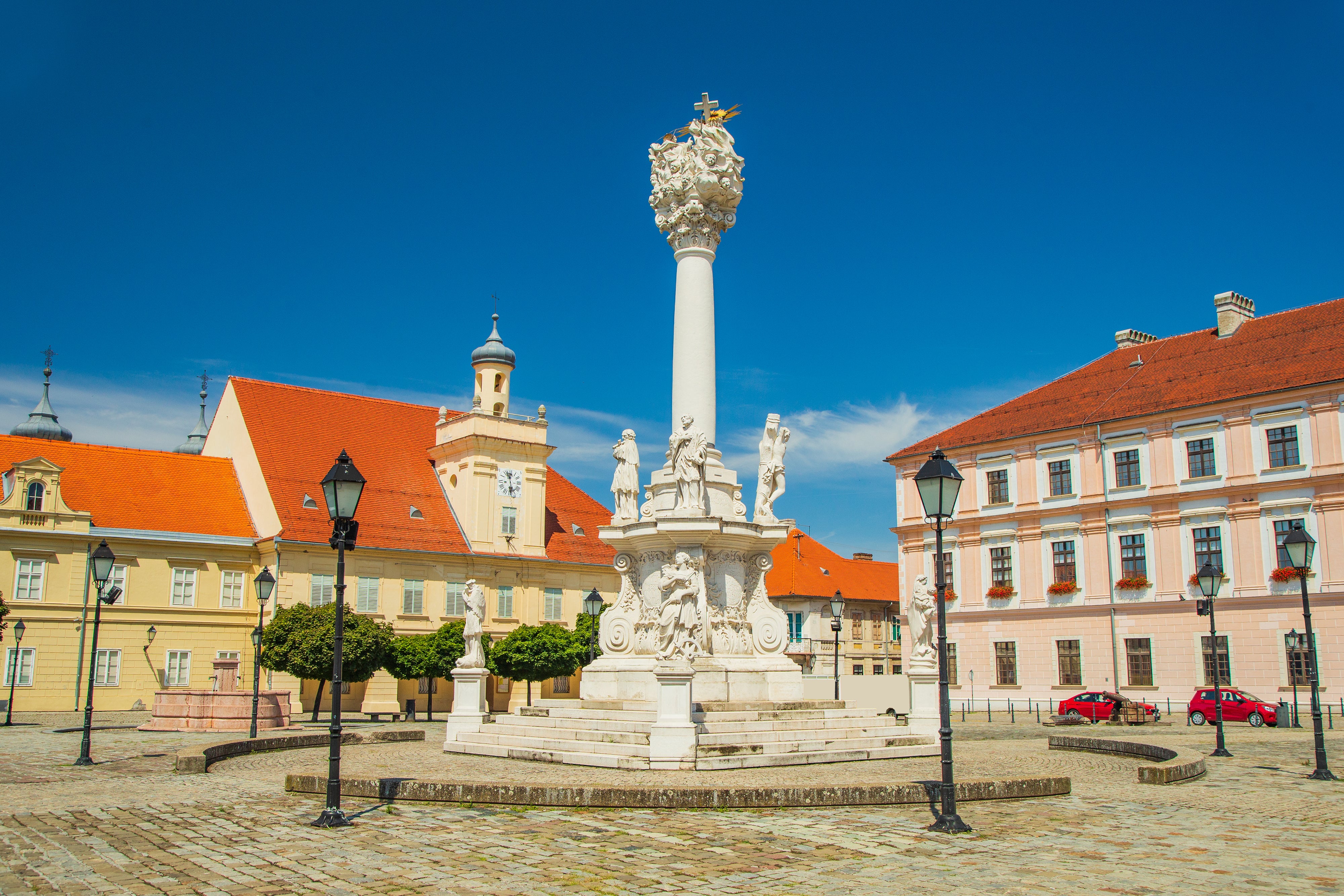 Holy Trinity Square, Osijek