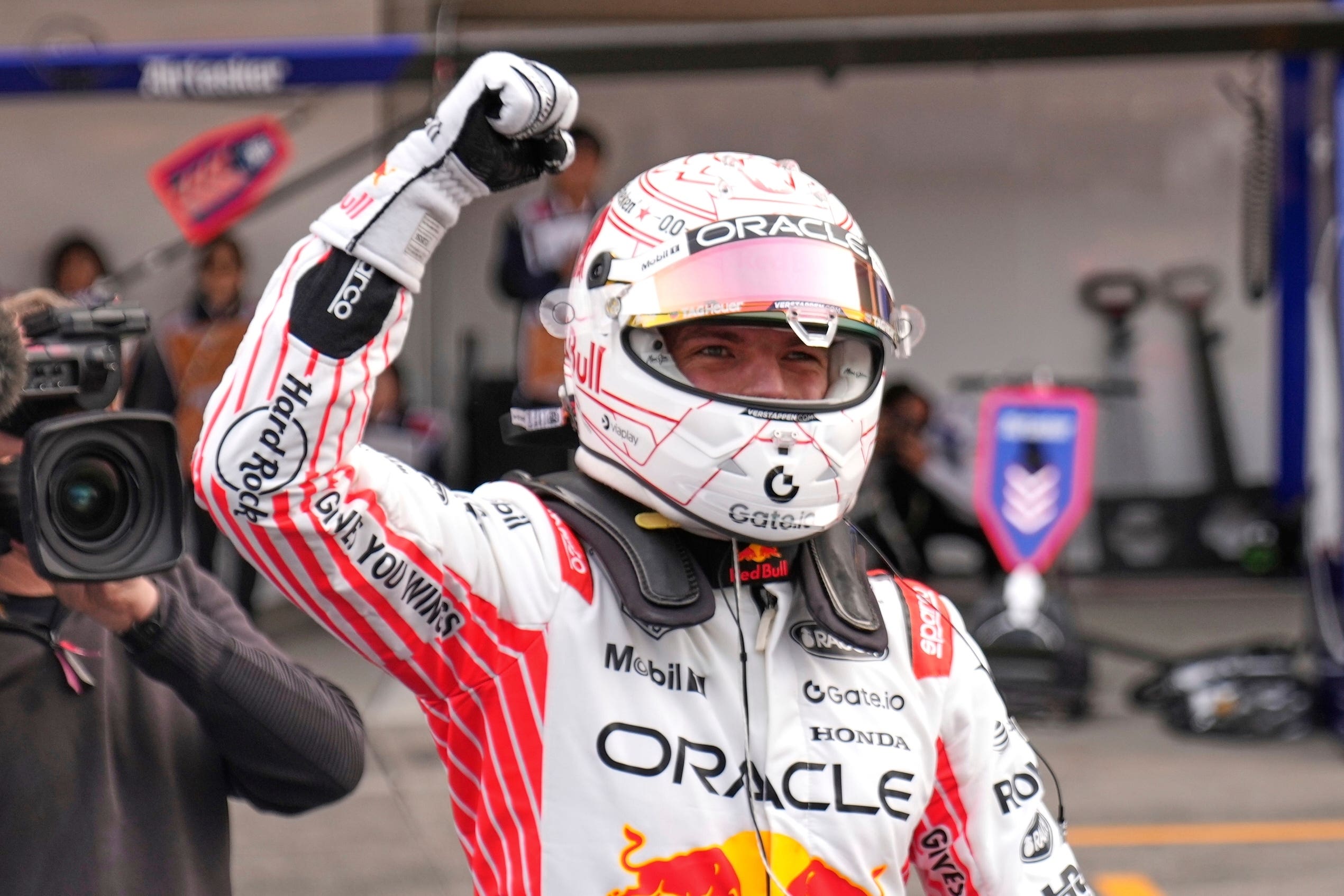 Max Verstappen claimed a stunning pole in Japan