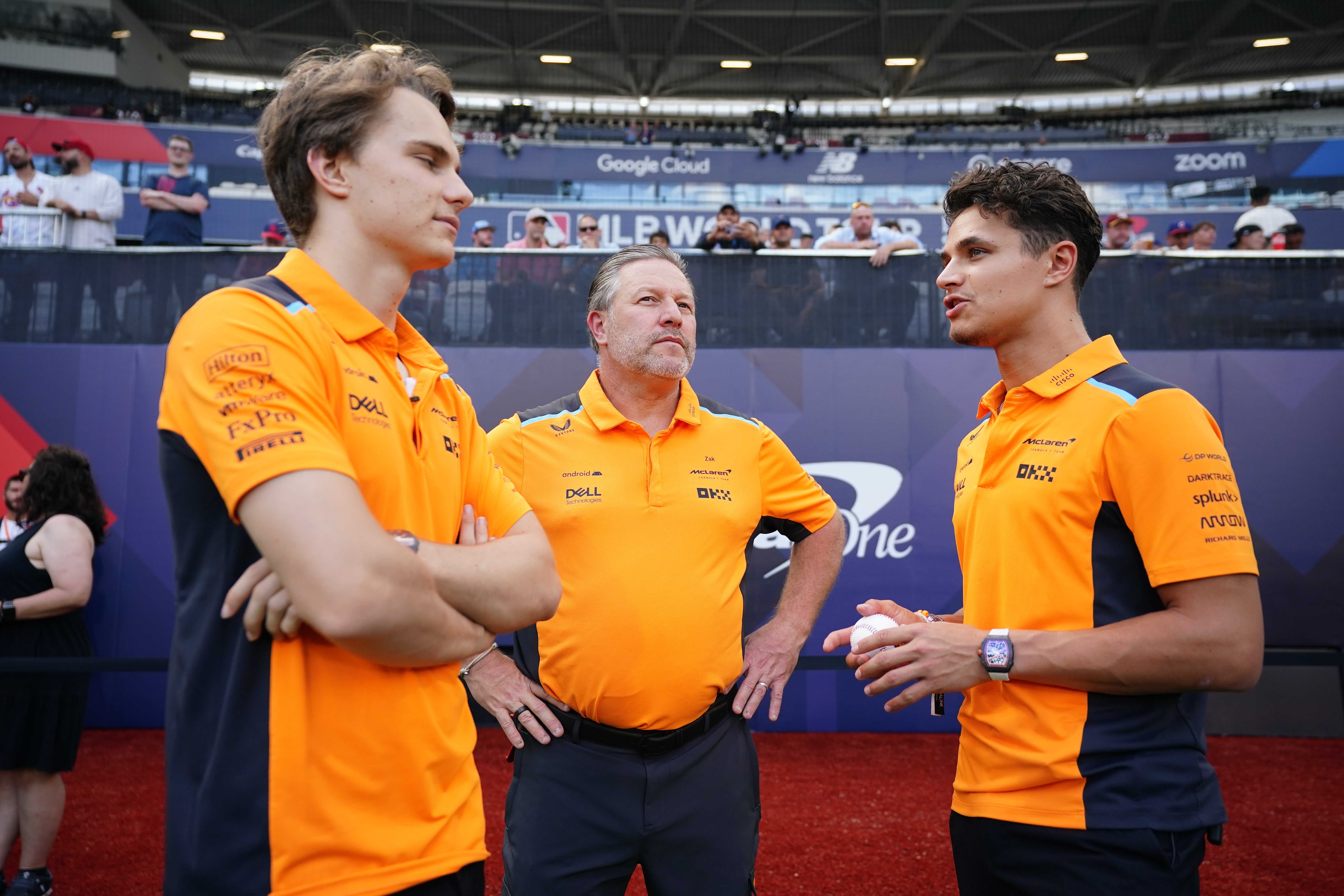 How can McLaren win the F1 constructors’ championship in Singapore?