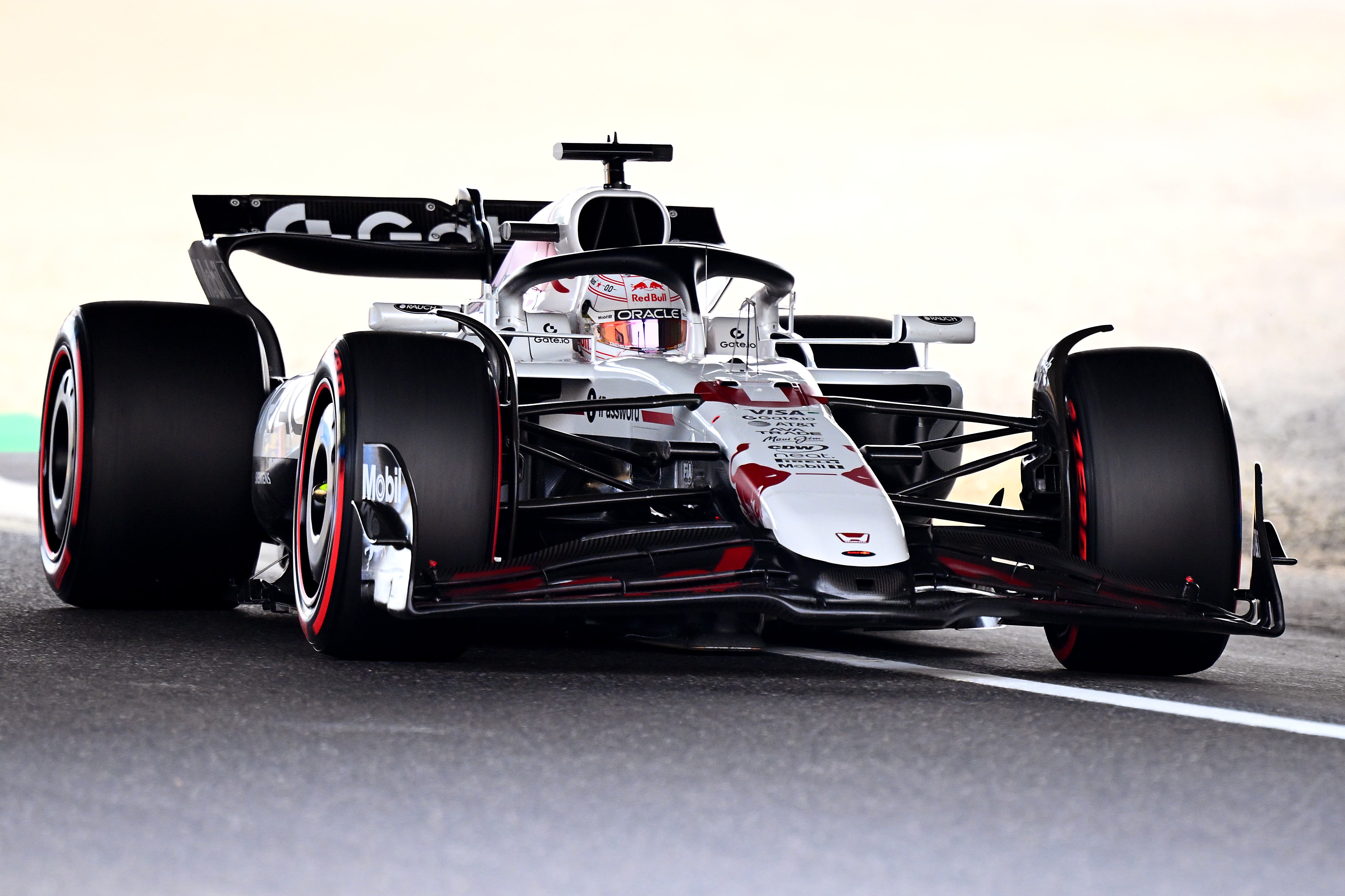 F1 Japan GP LIVE: Qualifying result as Max Verstappen takes stunning pole position with Lando Norris missing out