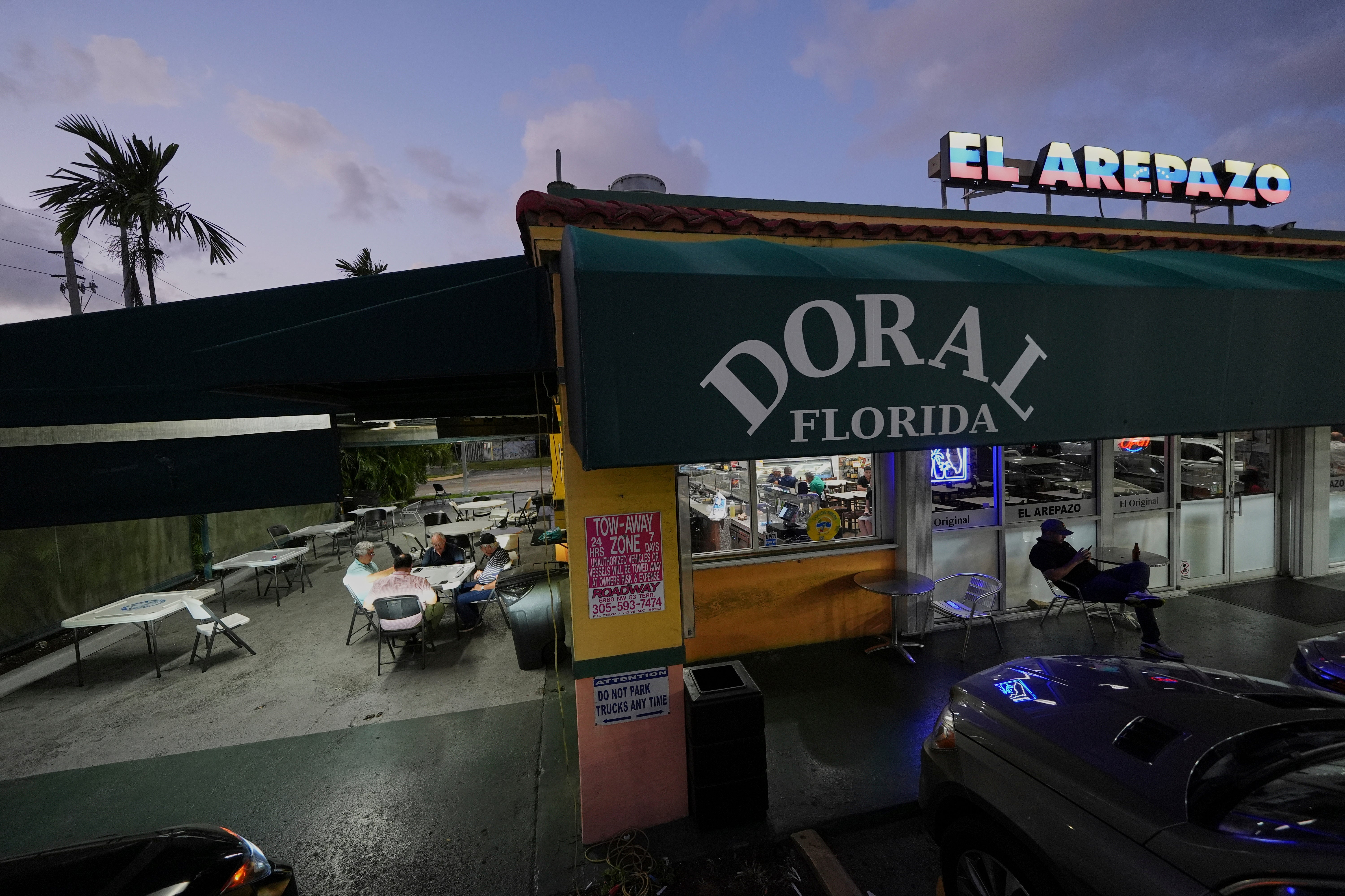 Immigration Temporary Status Venezuelans