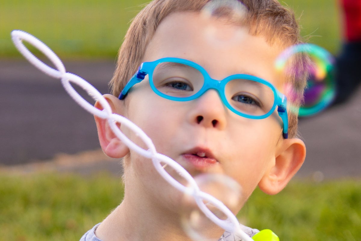 How to look after children’s eye health