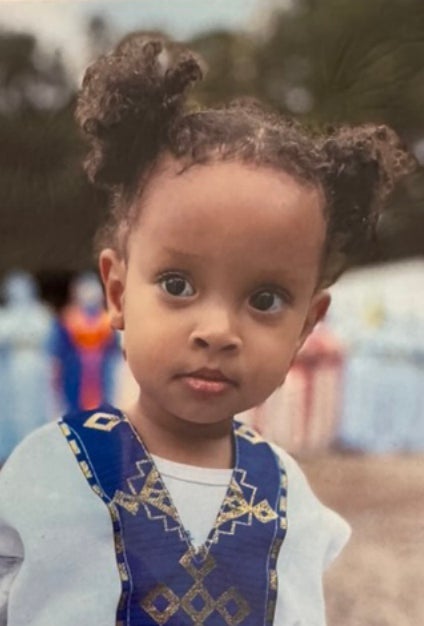 Maya Getahun began showing signs of an allergic reaction after she was bitten by fire ants in her front yard