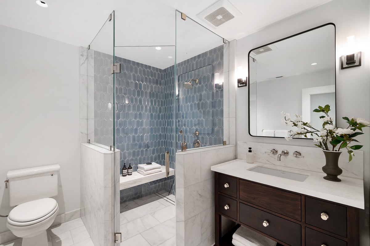 The home was only used as exterior footage during the sitcom’s theme song while the television show was shot in Los Angeles on the Warner Bros. lot