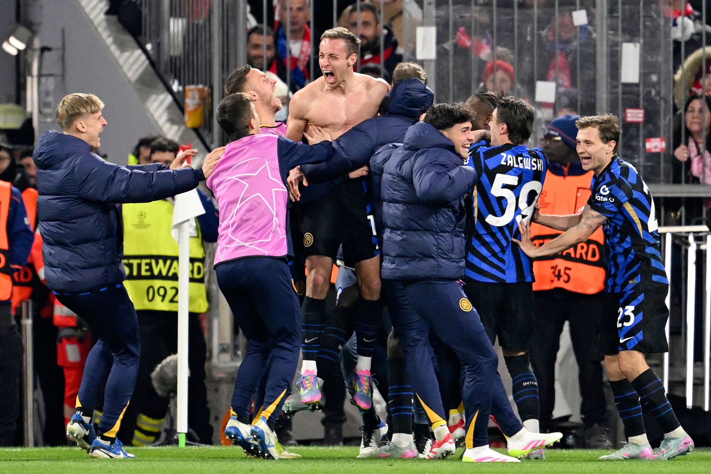 Inter struck late on to take a 2-1 lead back to Milan