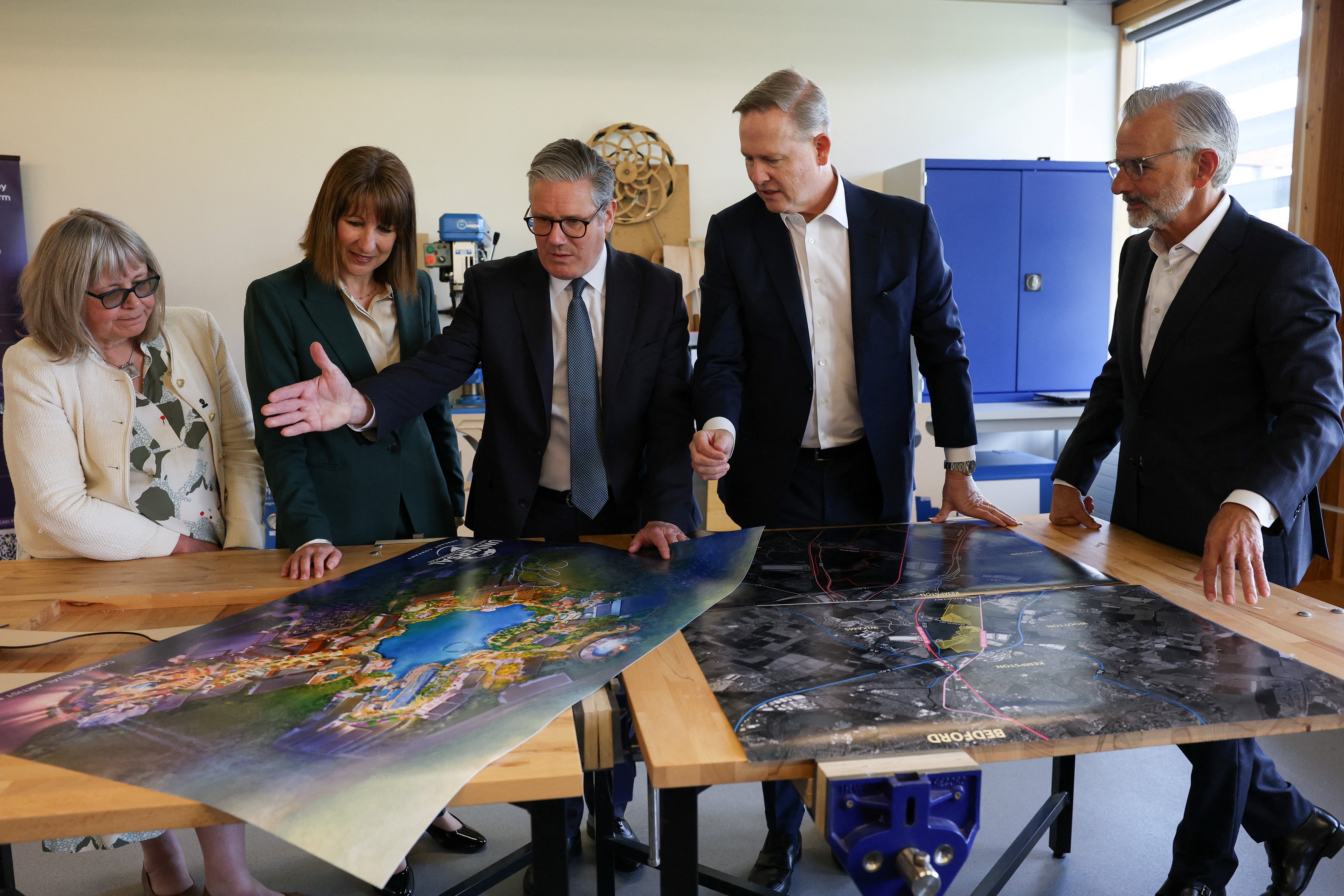 Sir Keir Starmer and chancellor Rachel Reeves view plans for the park during a visit to Bedford in April