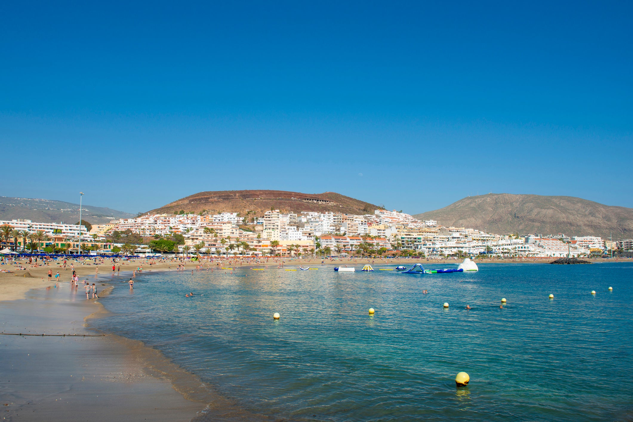 Playa de las Vistas stretches alongside Los Cristianos