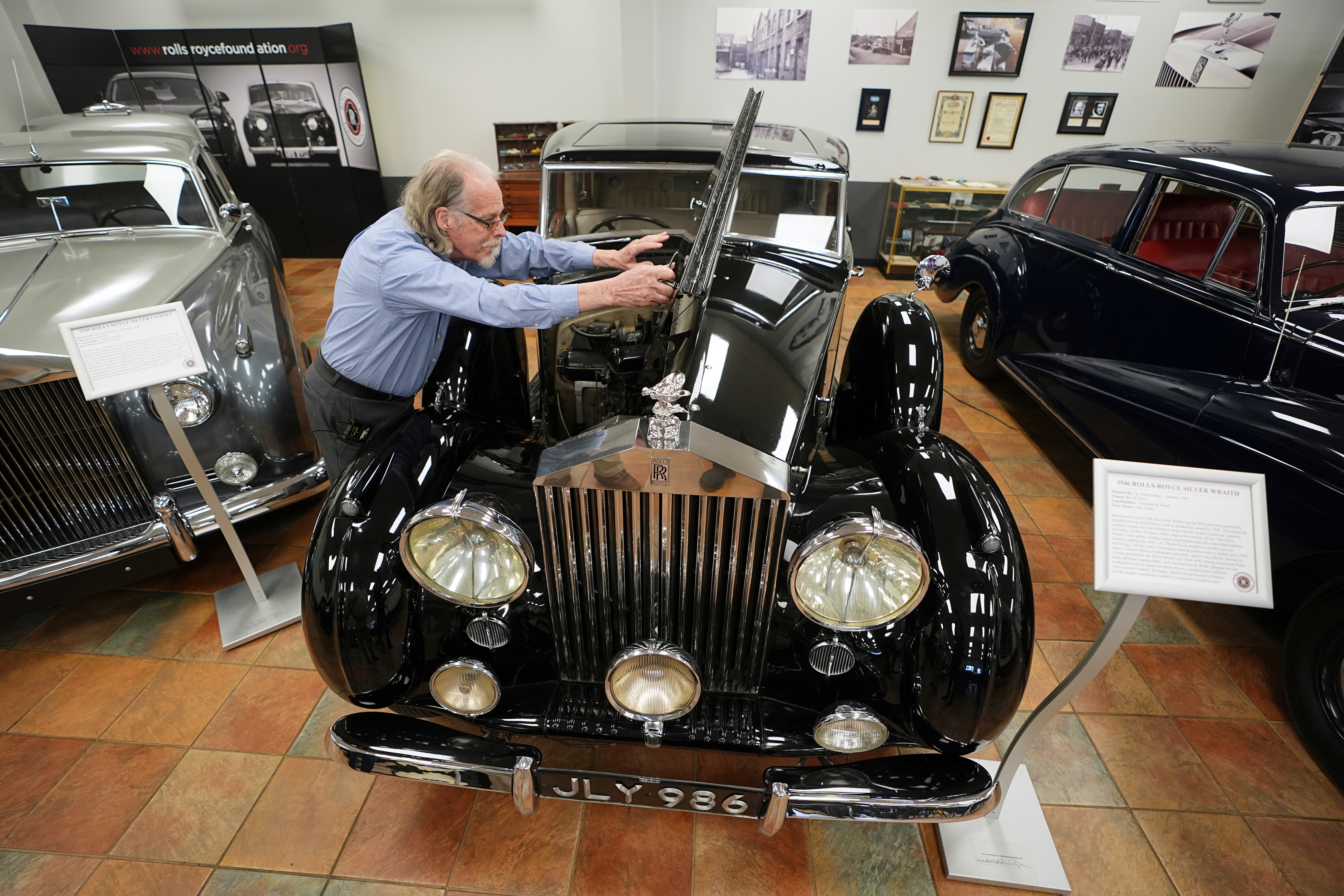 US Luxury Cars-Volunteer Drivers