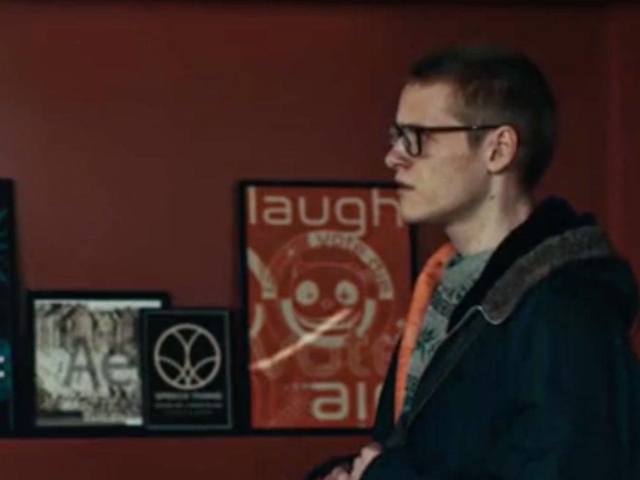 Animated politican Waldo shows up in the background in ‘Plaything’