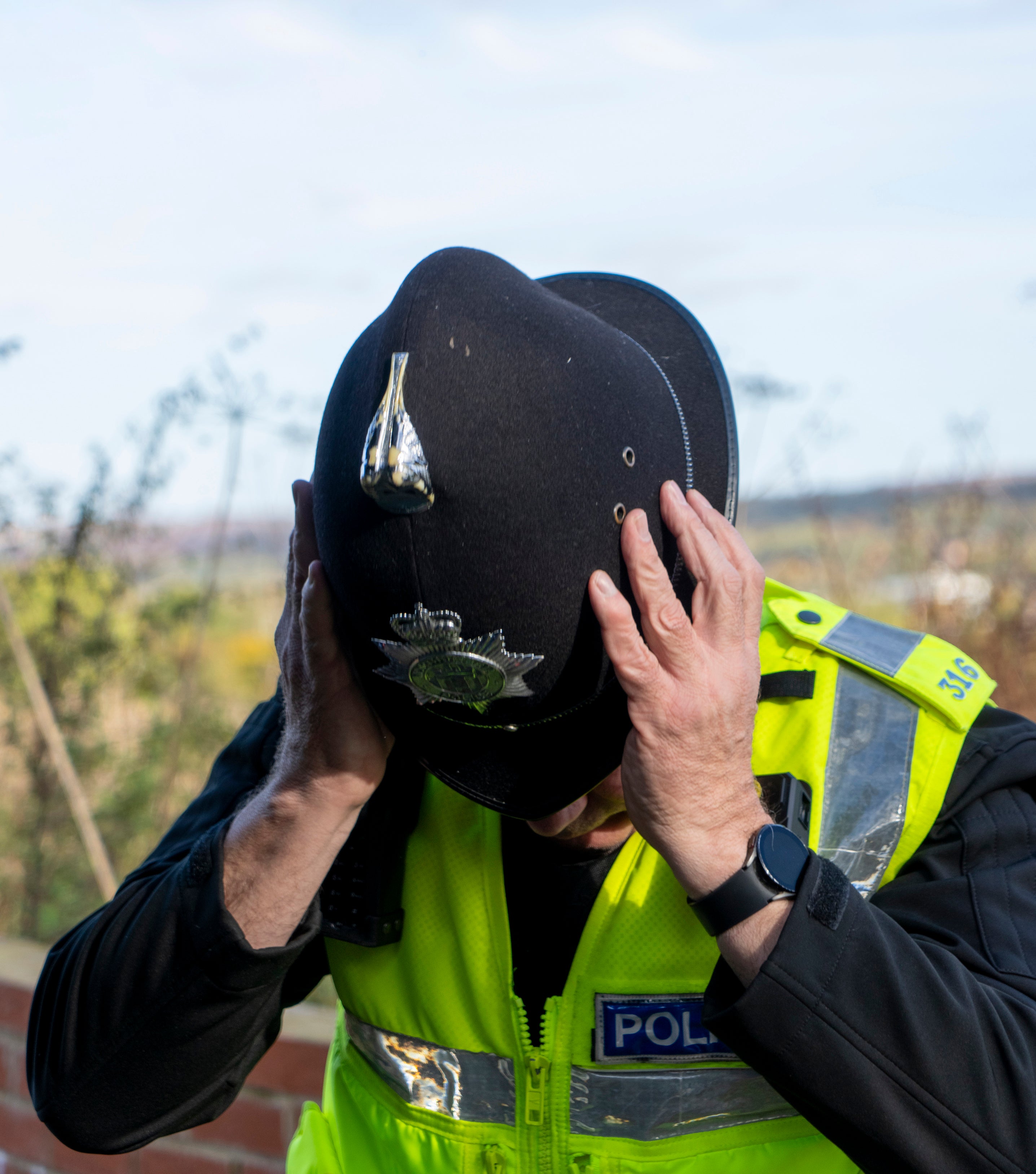 Many officers return to work one week after one week of paternity leave