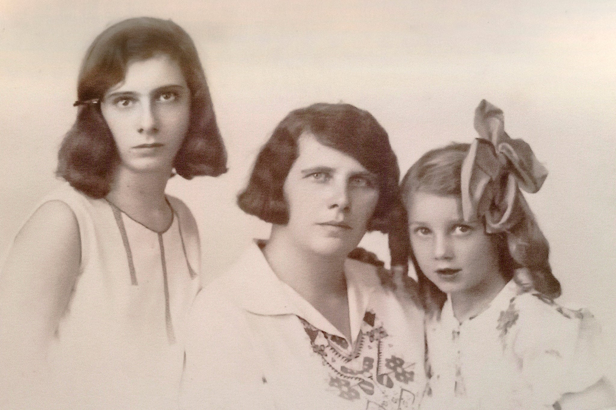 Nina Einstein, wife of Albert’s cousin Robert, with her two young daughters – all three were murdered