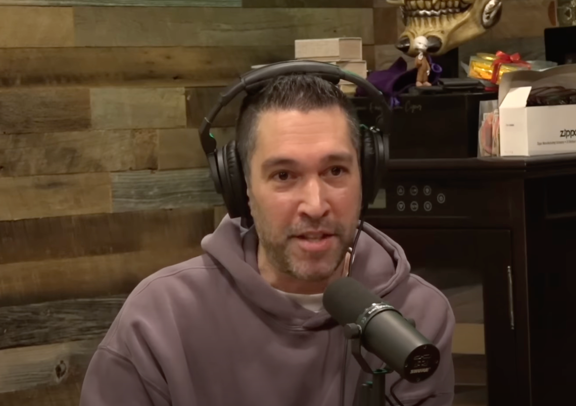 Dave Smith, a comedian who appears frequently on Rogan's podcast, spared with Douglas Murray over Israel–Hamas