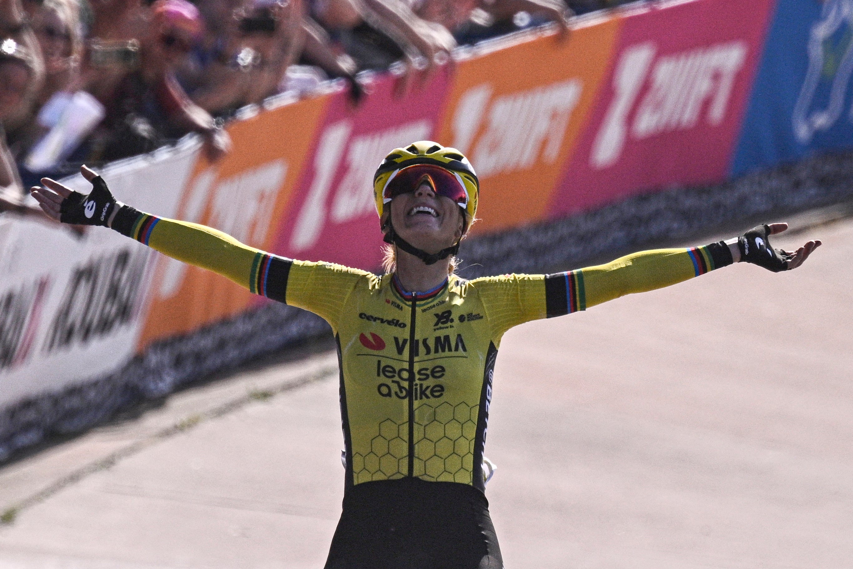 Pauline Ferrand-Prevot becomes first French winner of Paris-Roubaix Femmes with stunning solo ride