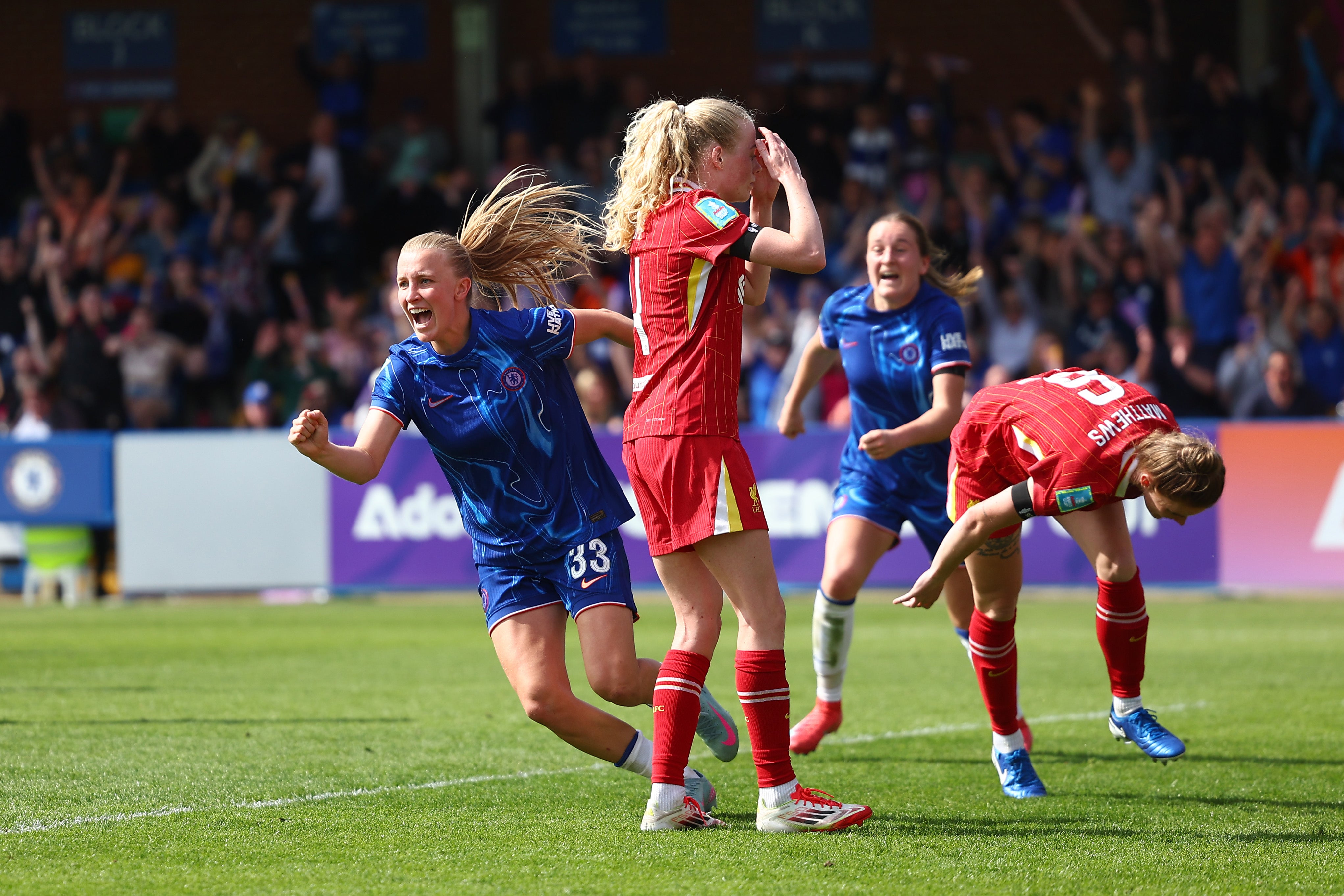 Aggie Beever-Jones struck at the death to deny a resolute Liverpool at Kingsmeadow