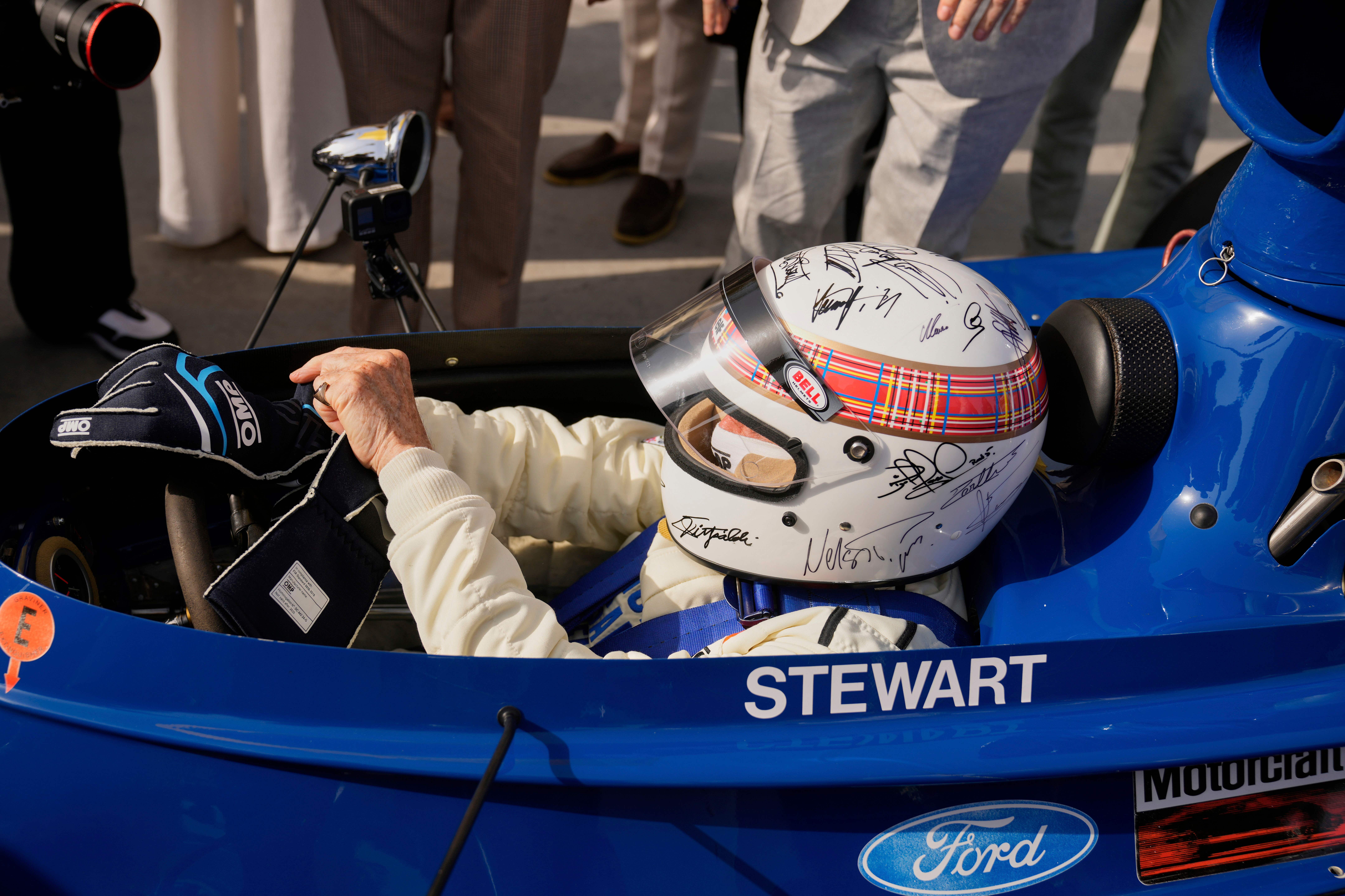 Sir Jackie Stewart drives F1 car one last time in support of dementia charity