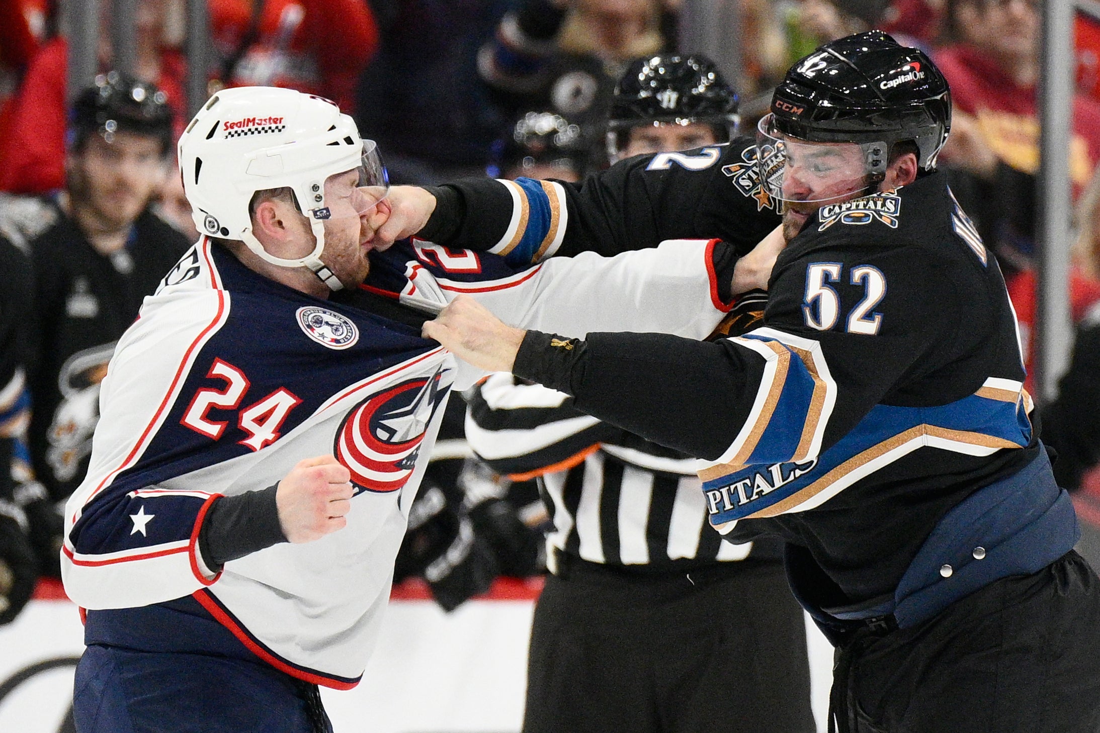 APTOPIX Blue Jackets Capitals Hockey