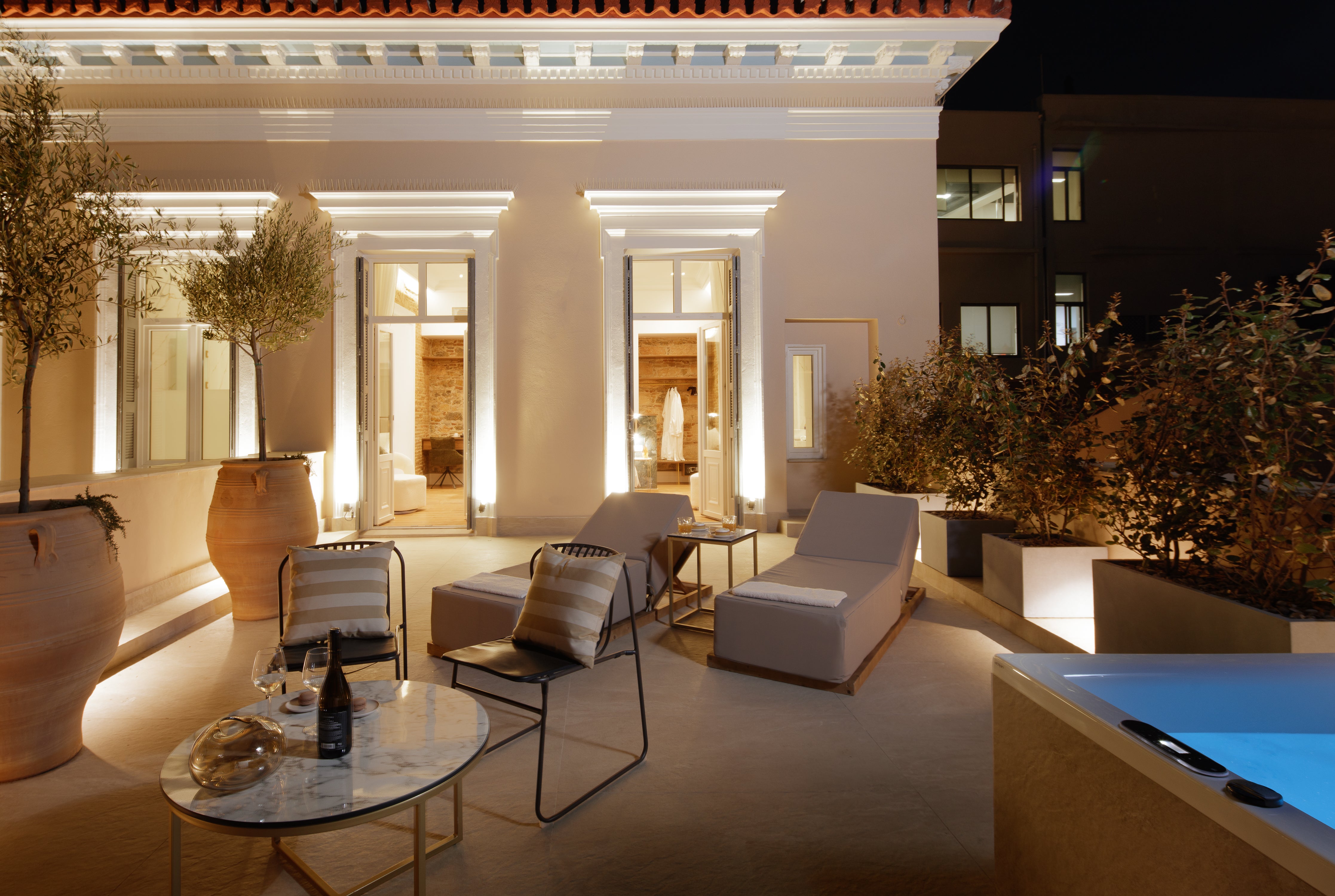 La Divina is the place to stay if you want to hit the city’s main sights