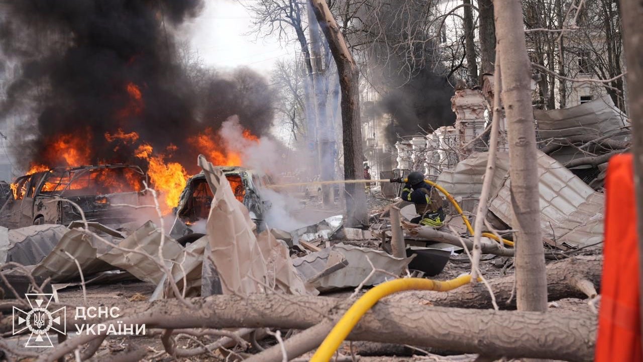 Rescuers fight fire after Sunday’s deadly attack in Sumy