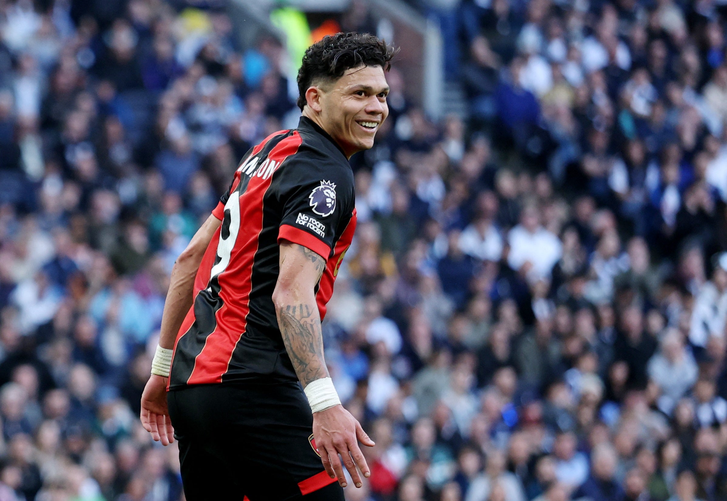 Will Evanilson find the back of the net against Fulham?