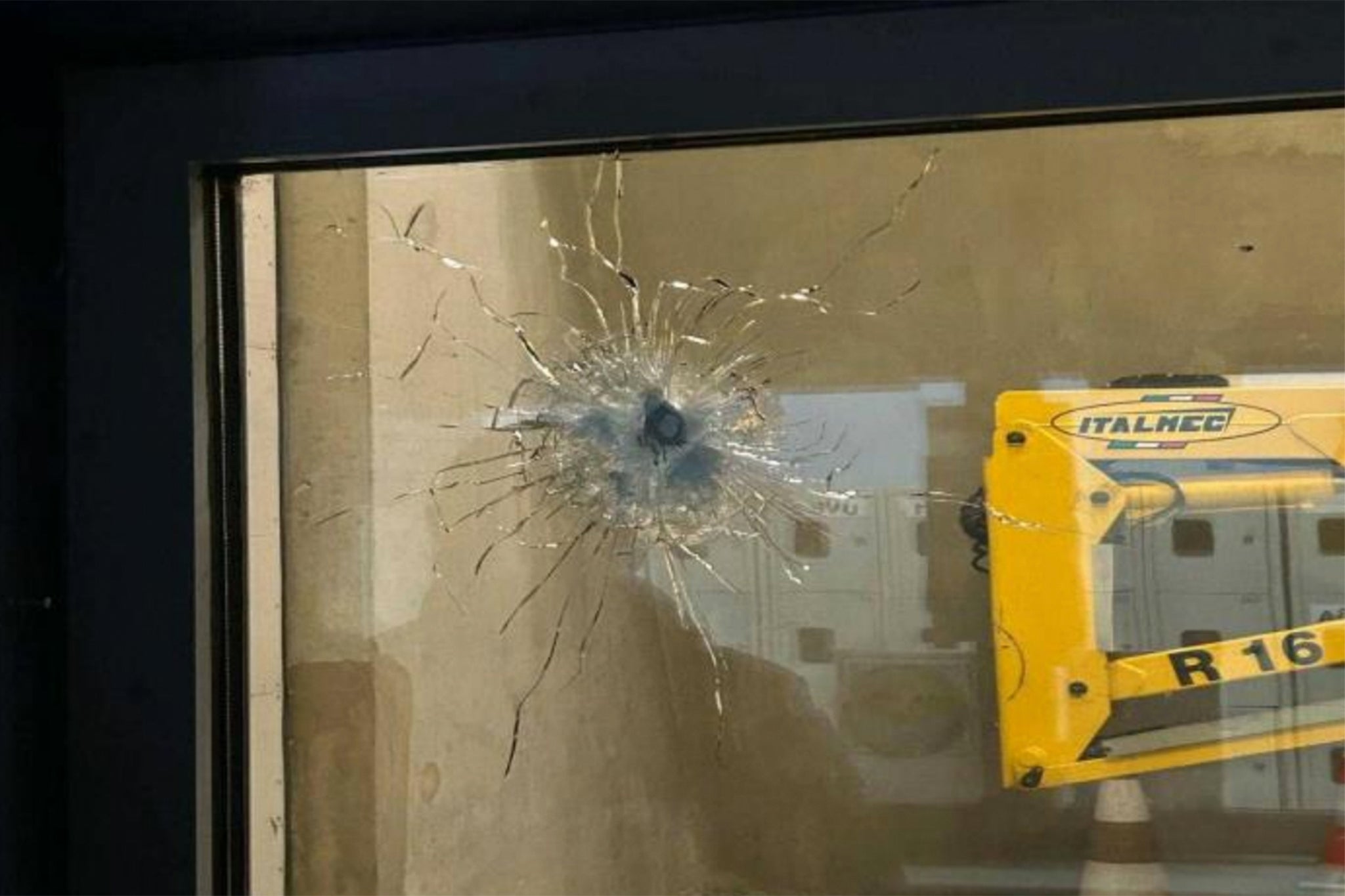 Toulon prison was targeted by gunmen