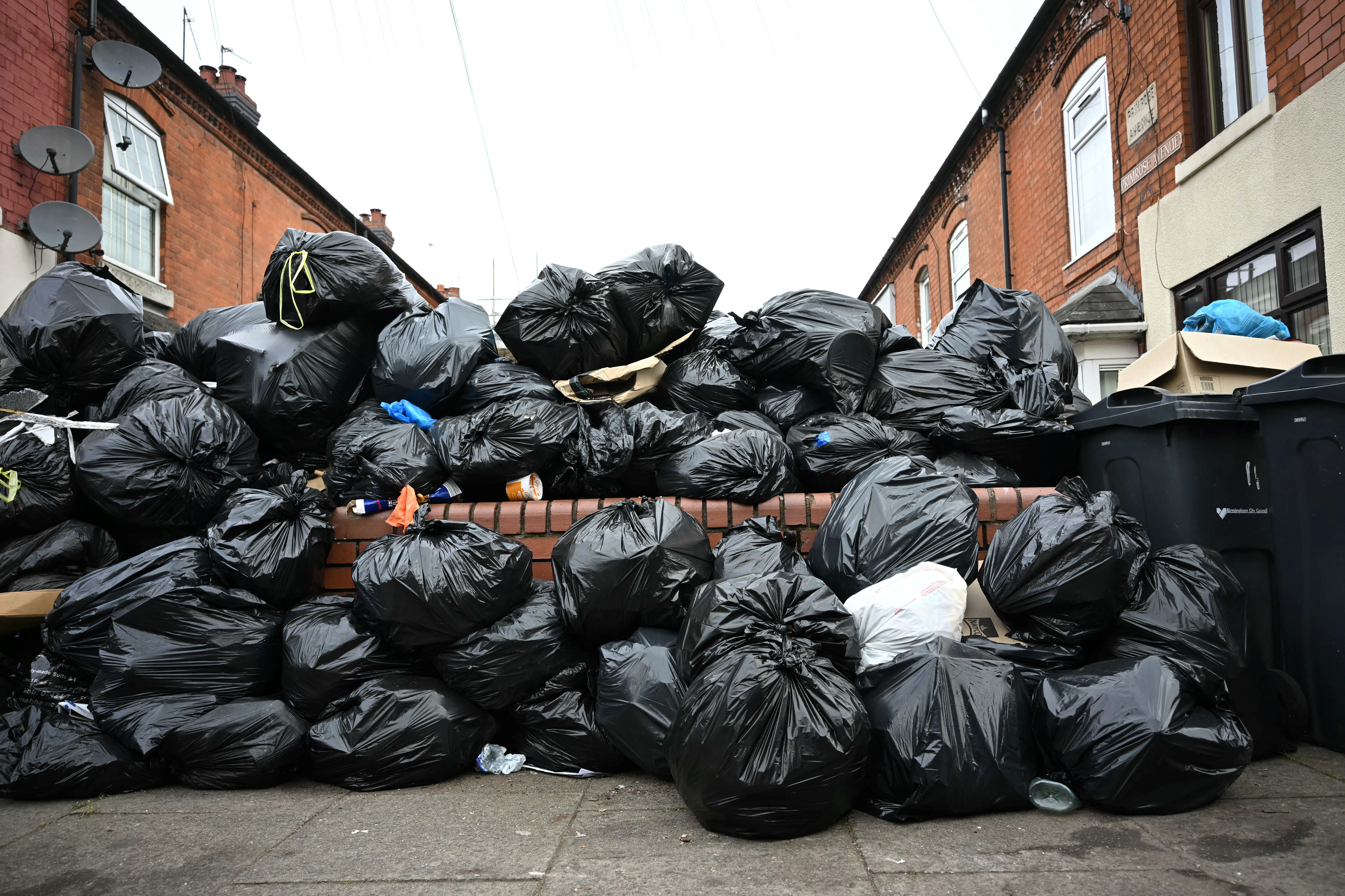 Business and trade minister Sarah Jones on Tuesday urged Unite to accept the “good offer” on the table so Birmingham can “get back to normal”.