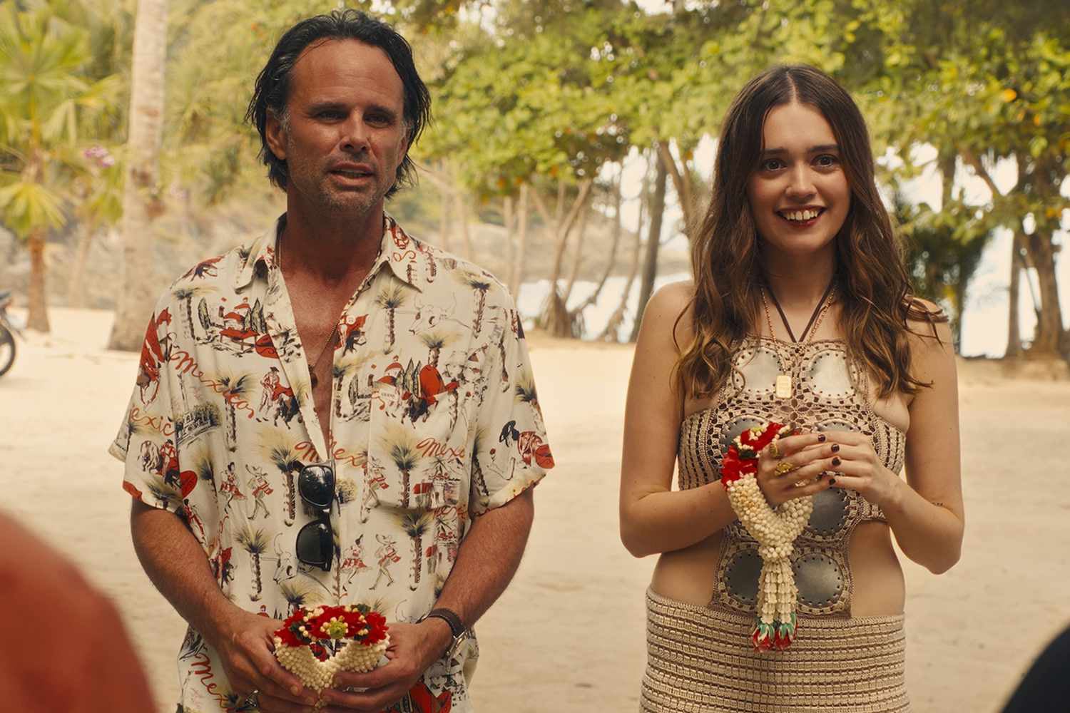 Walton Goggins and Aimee Lou Wood in ‘The White Lotus’