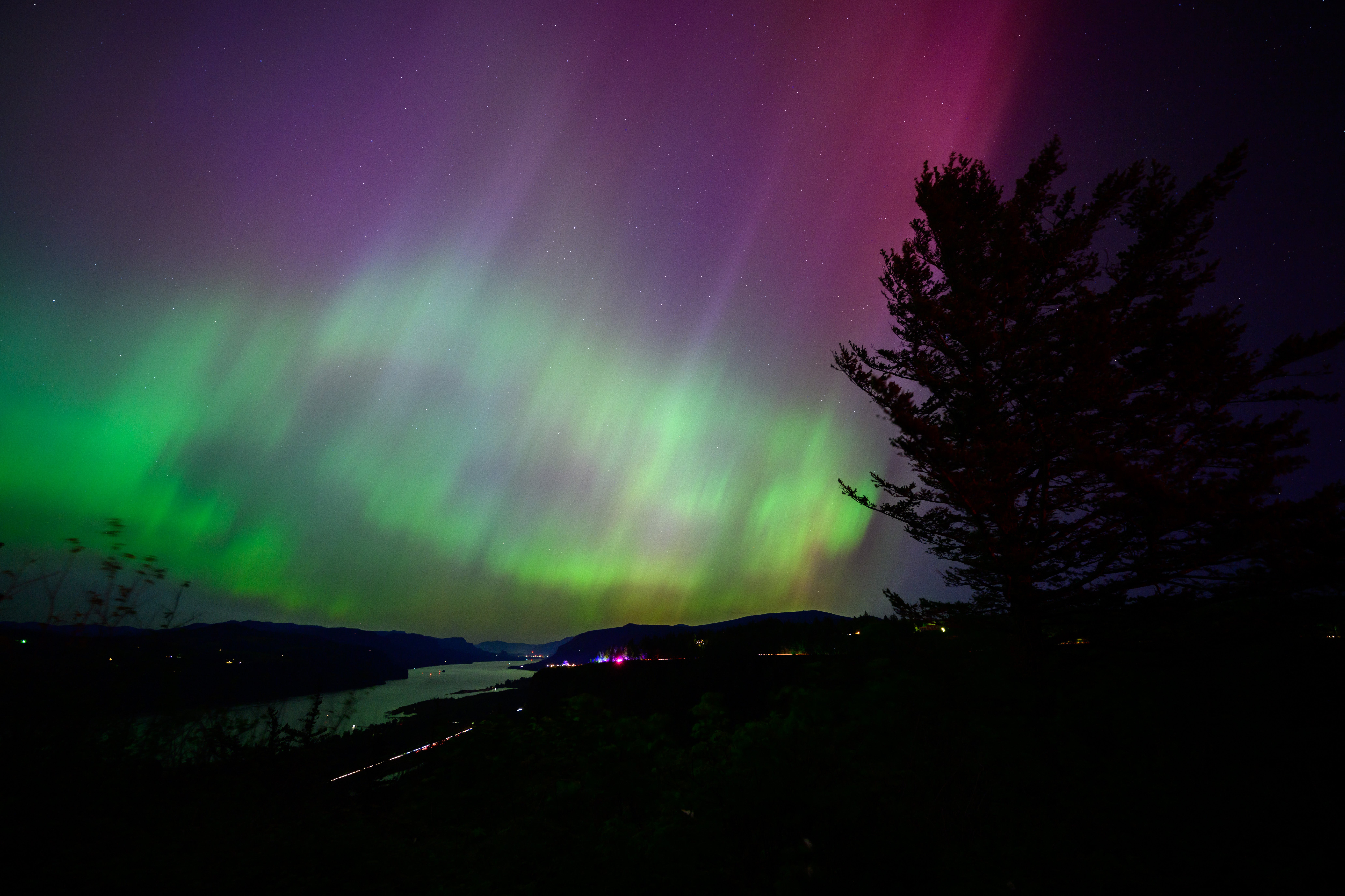 The northern lights are seen in Oregon. A vivid aurora is expected to grace western skies