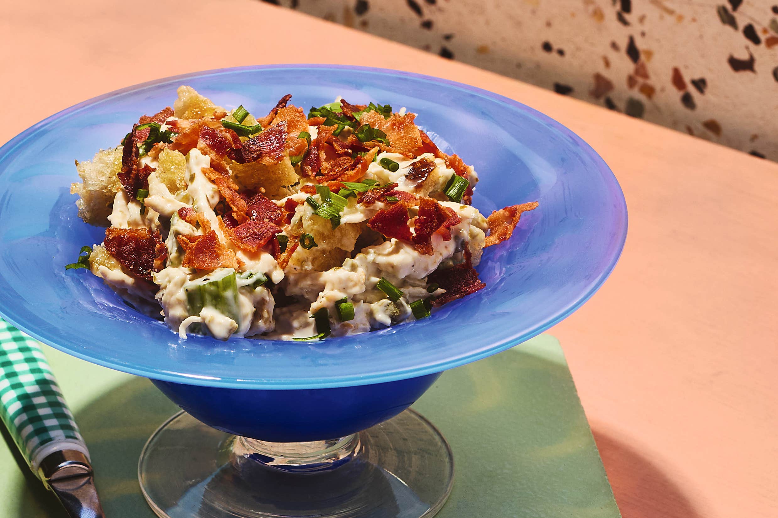 The crispy bits of bacon and croutons add an extra layer of crunch