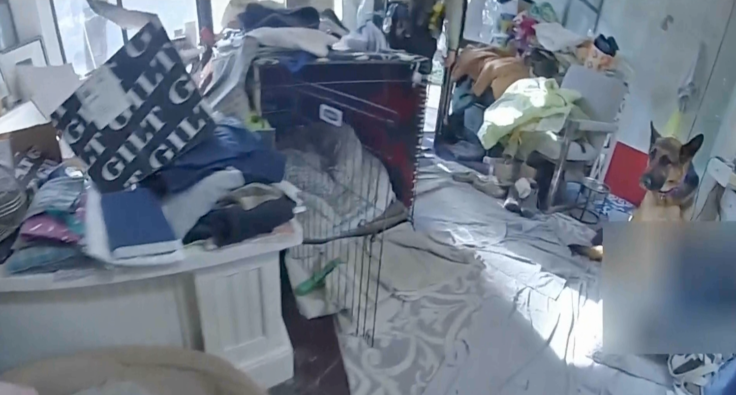 The home was covered in loose items and food when police entered to find the famous couple