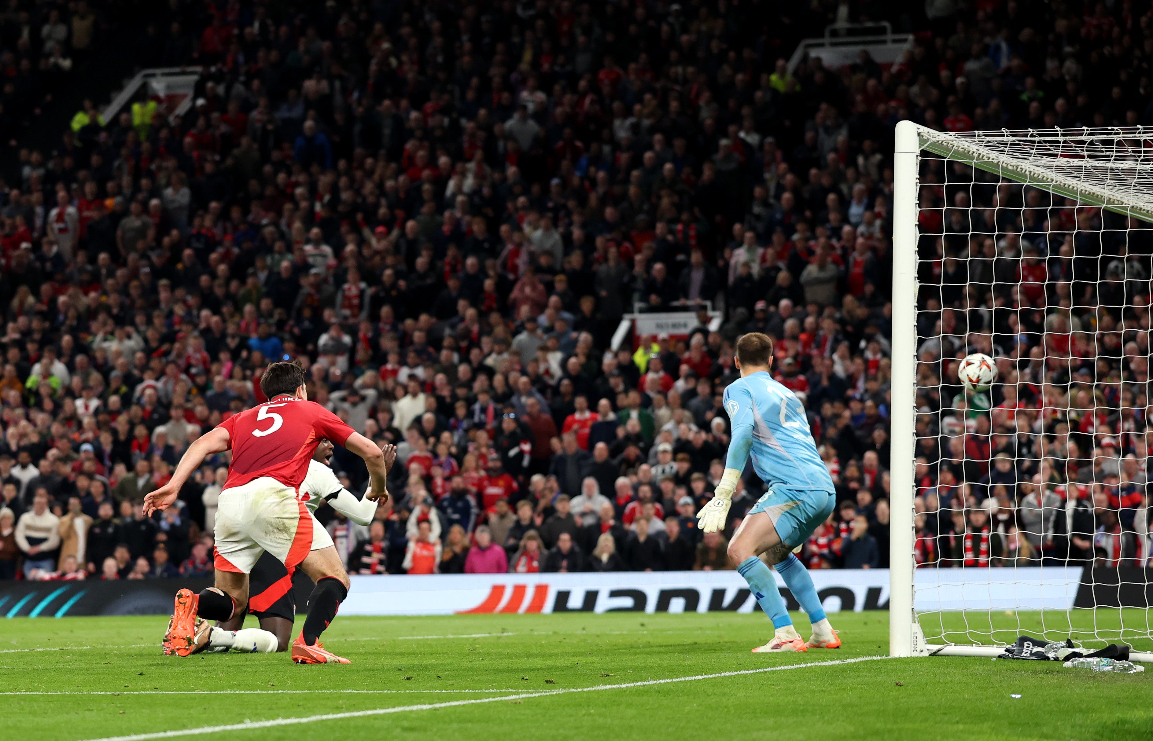 Harry Maguire's winner sends United into the Europa League semi-finals