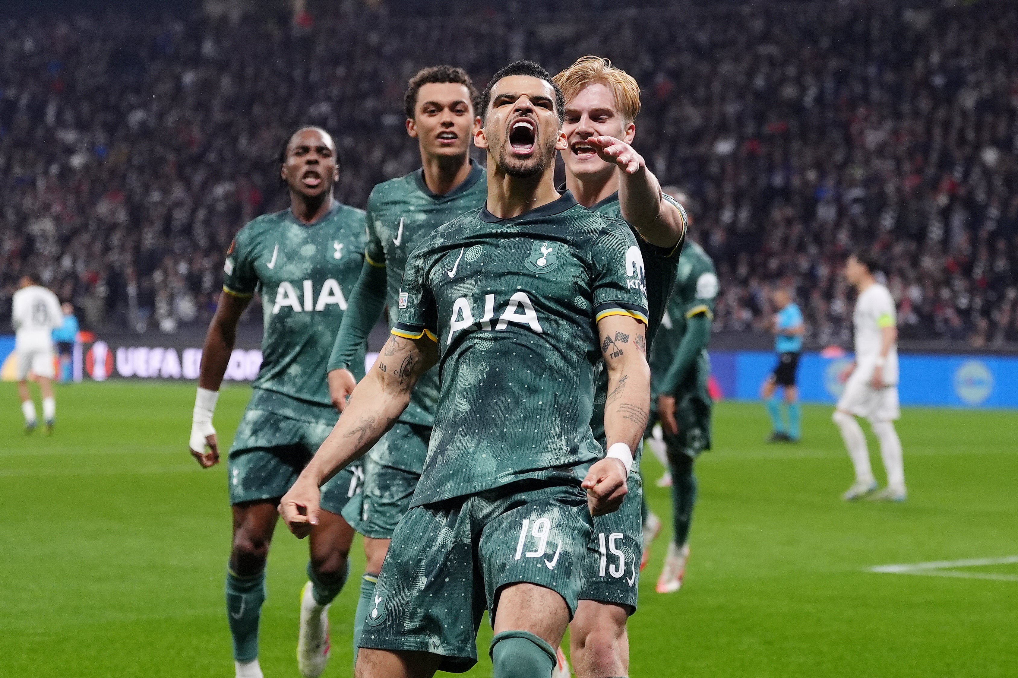 Dominic Solanke’s first-half spot-kick sent Tottenham through to the last four