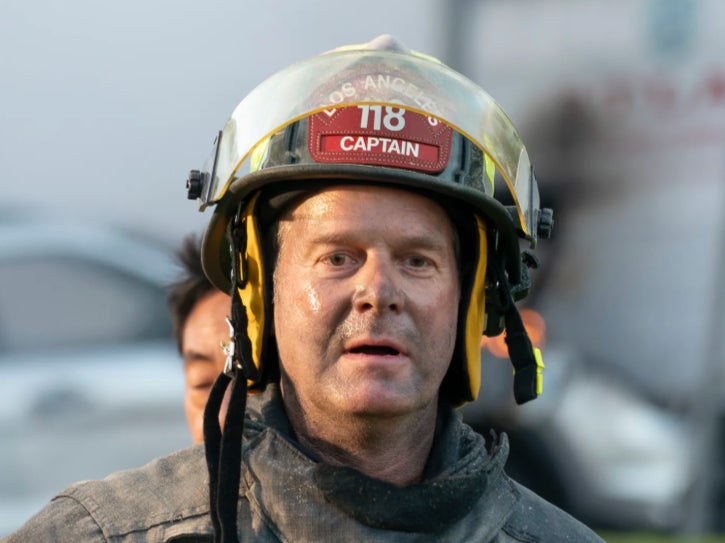 Peter Krause’s Bobby Nash in ‘9-1-1’