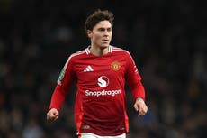 Victor Lindelof forced to leave Man Utd game early after son involved in horror accident