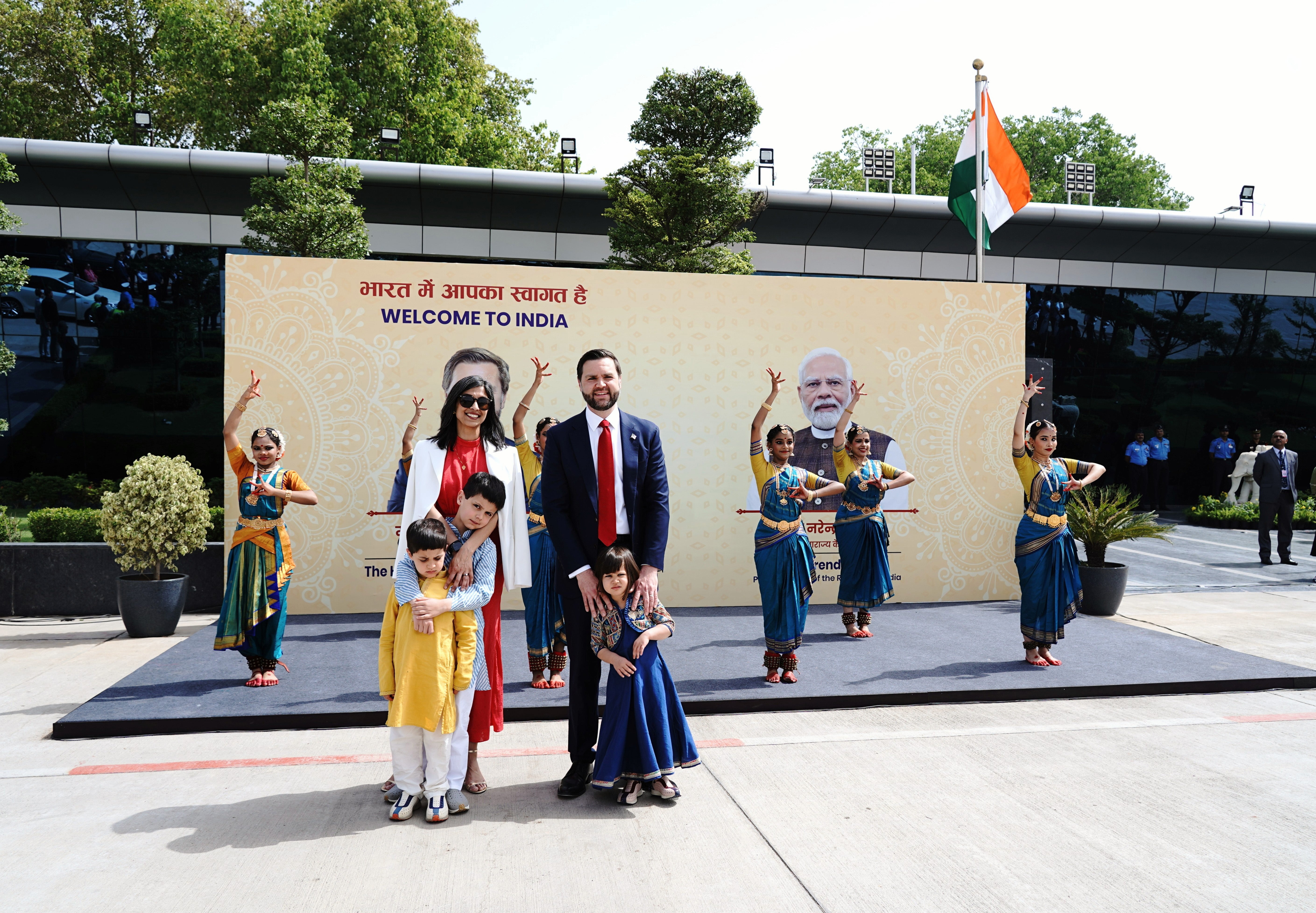 The Vance family shortly after their arrival in India
