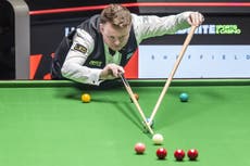 Shaun Murphy leads Daniel Wells in first round of World Championship