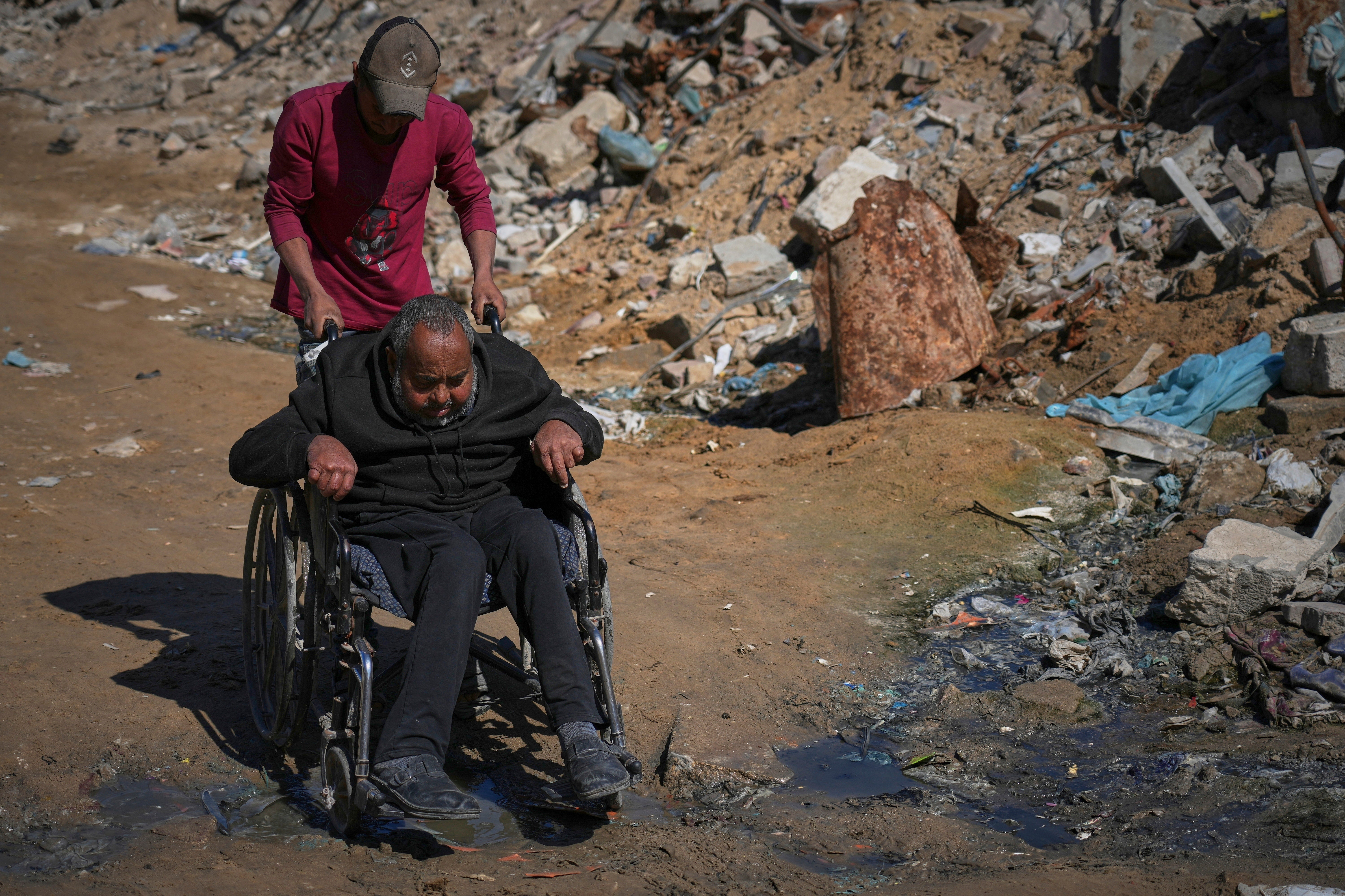 Mideast Wars Gaza Kidney Dialysis